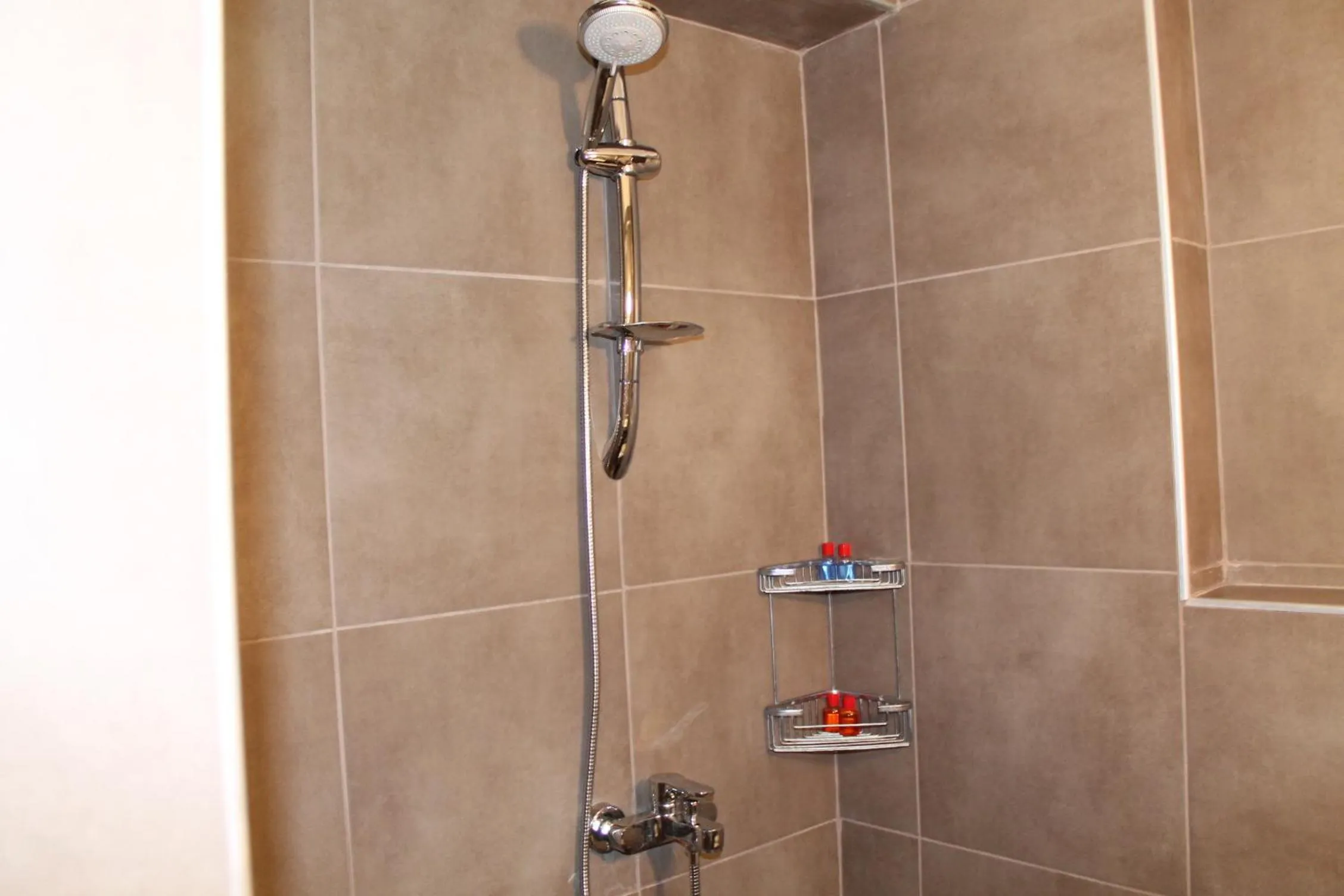 Bathroom in Yunus Hotel