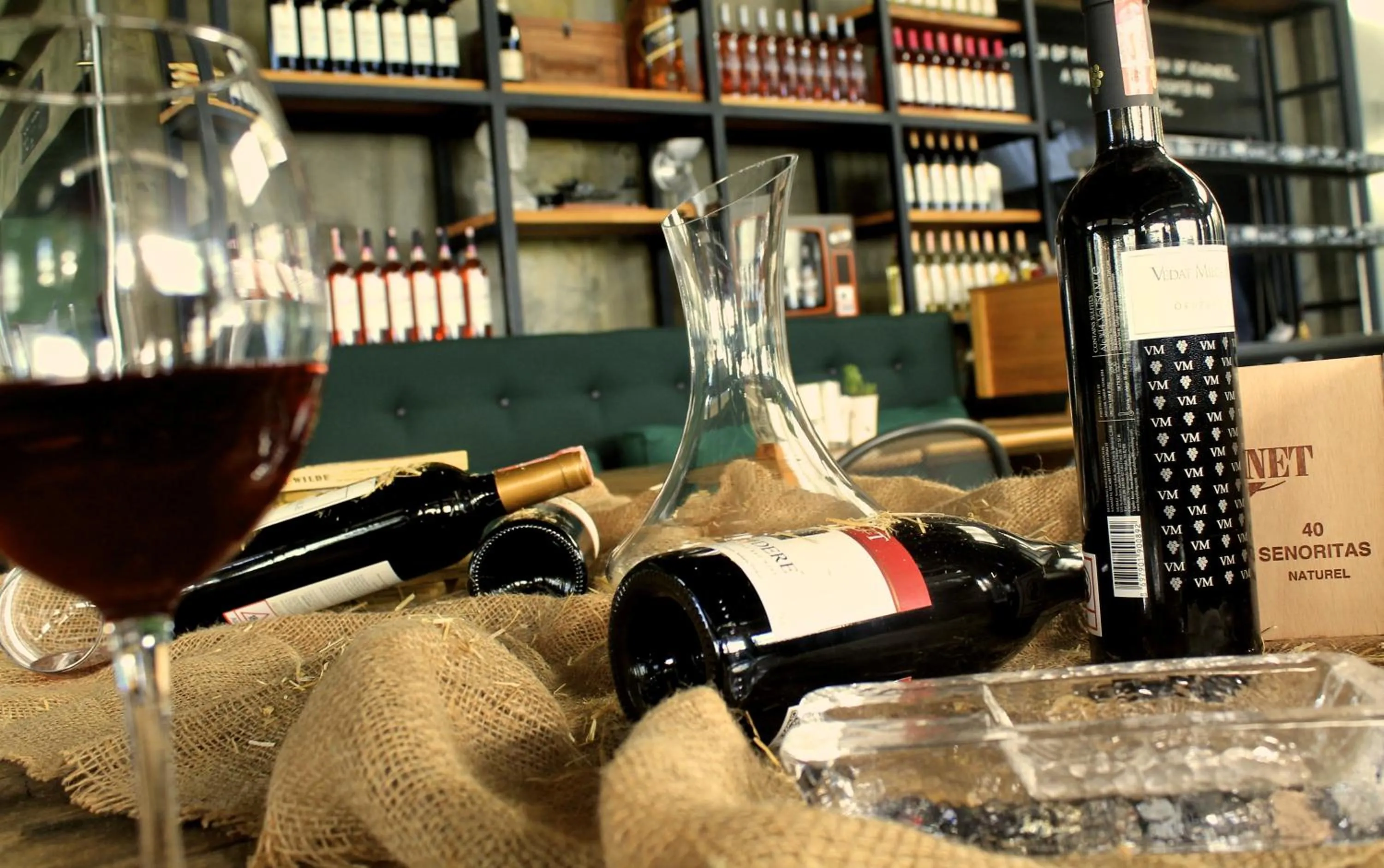 Dining area in Yunus Hotel