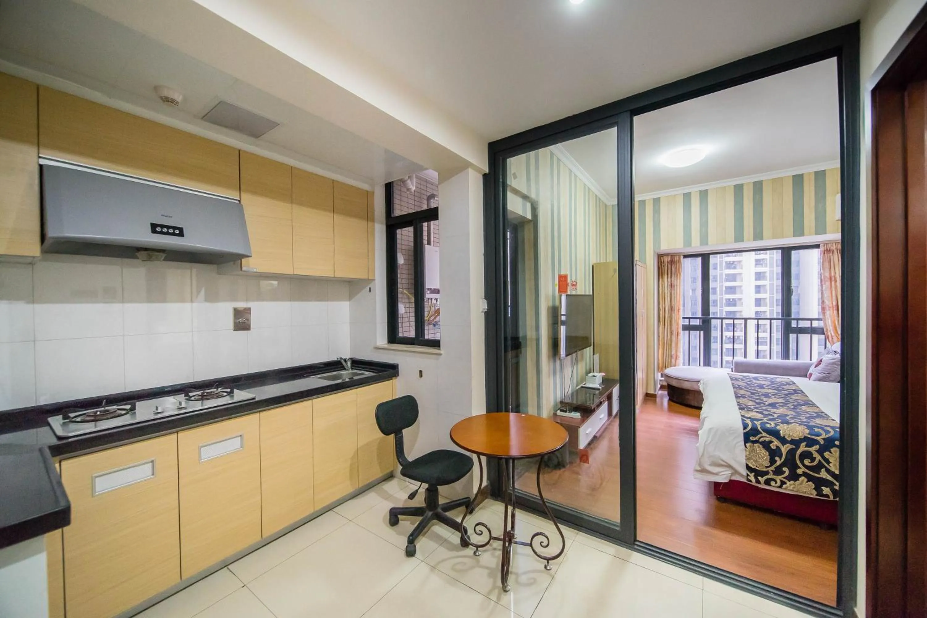 Kitchen or kitchenette in Xing Yu Legend Service Apartment Canton Fair Branch