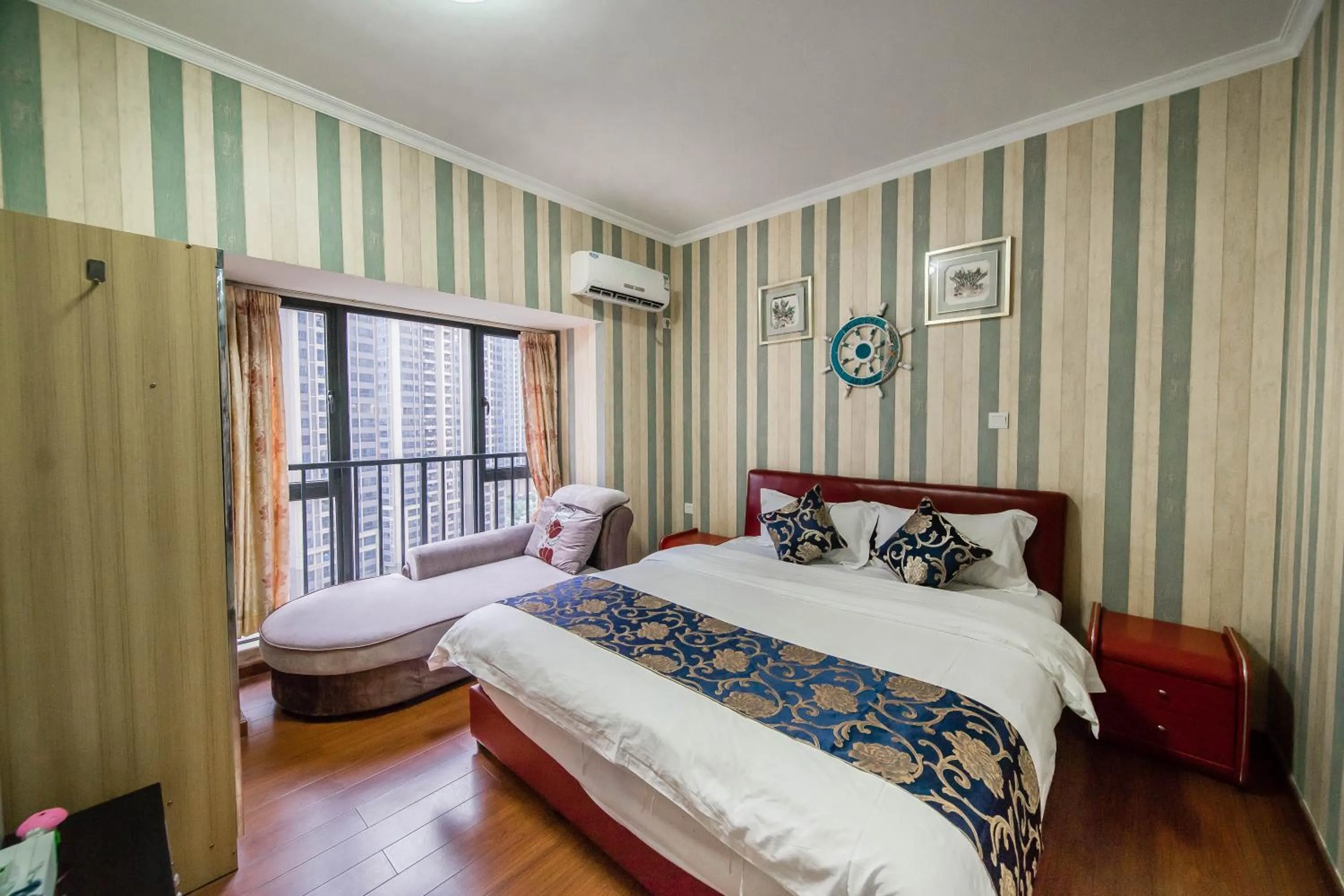 Bed in Xing Yu Legend Service Apartment Canton Fair Branch