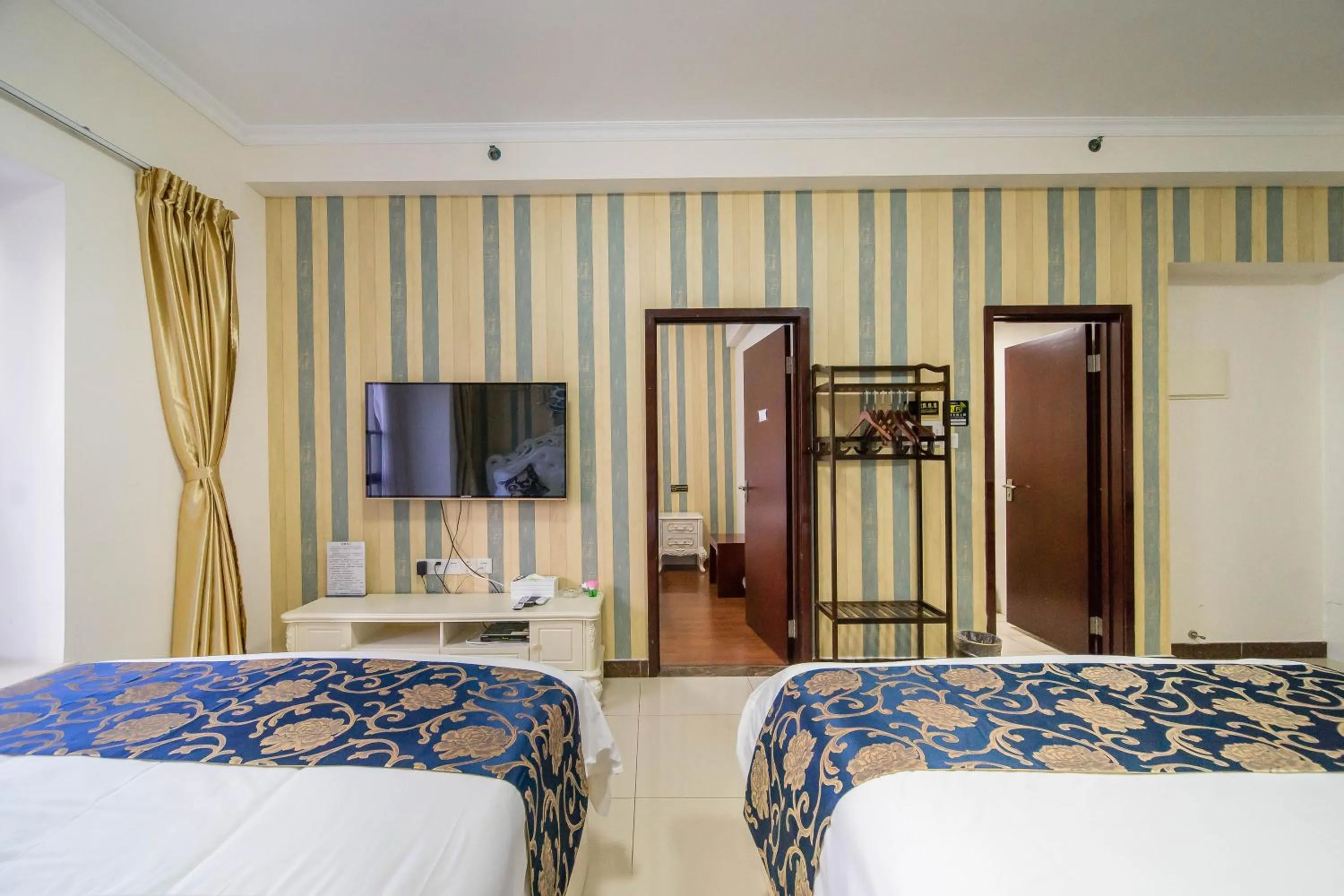 TV and multimedia, Bed in Xing Yu Legend Service Apartment Canton Fair Branch