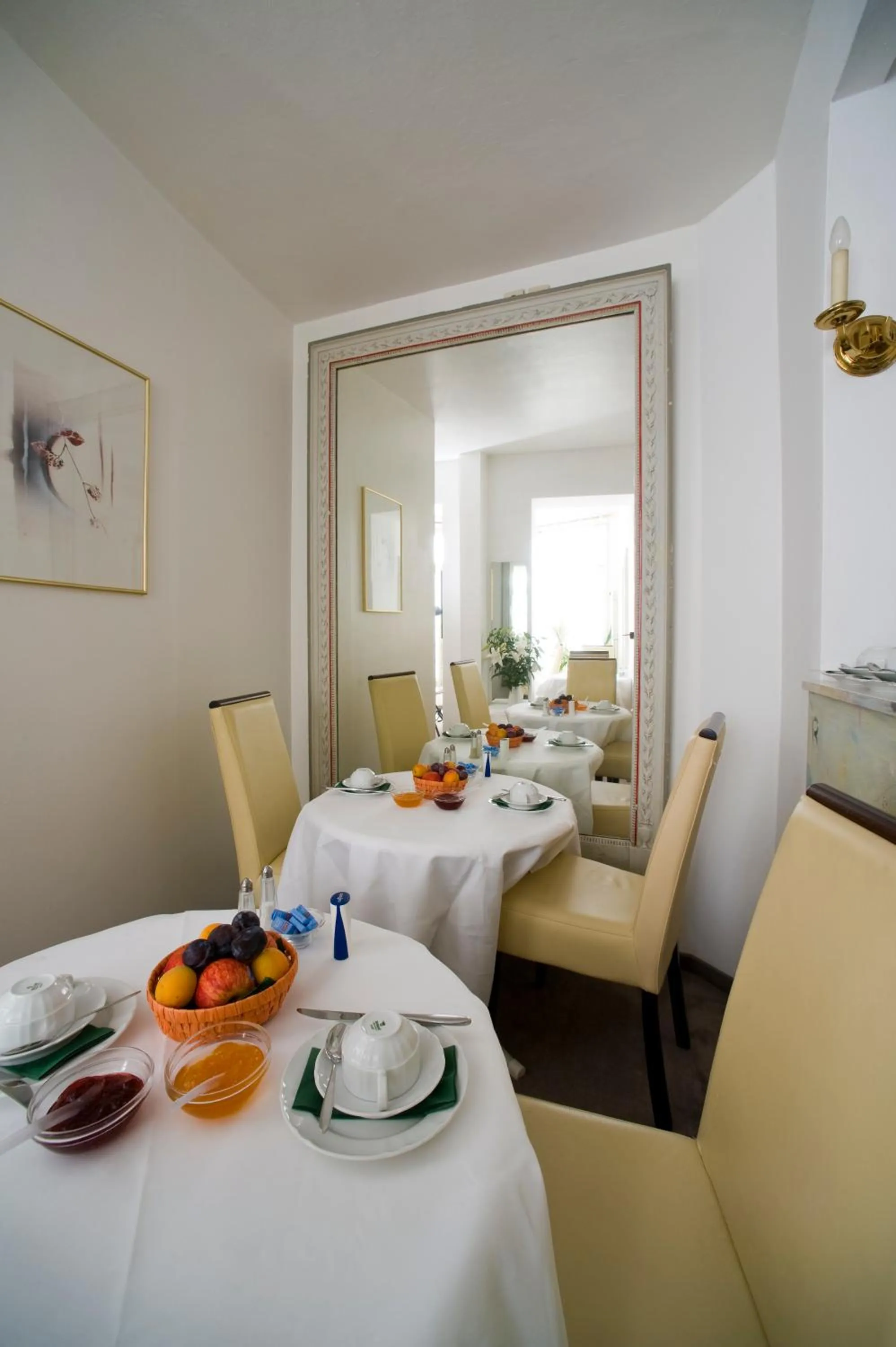 Restaurant/places to eat in Hotel Goldener Hecht