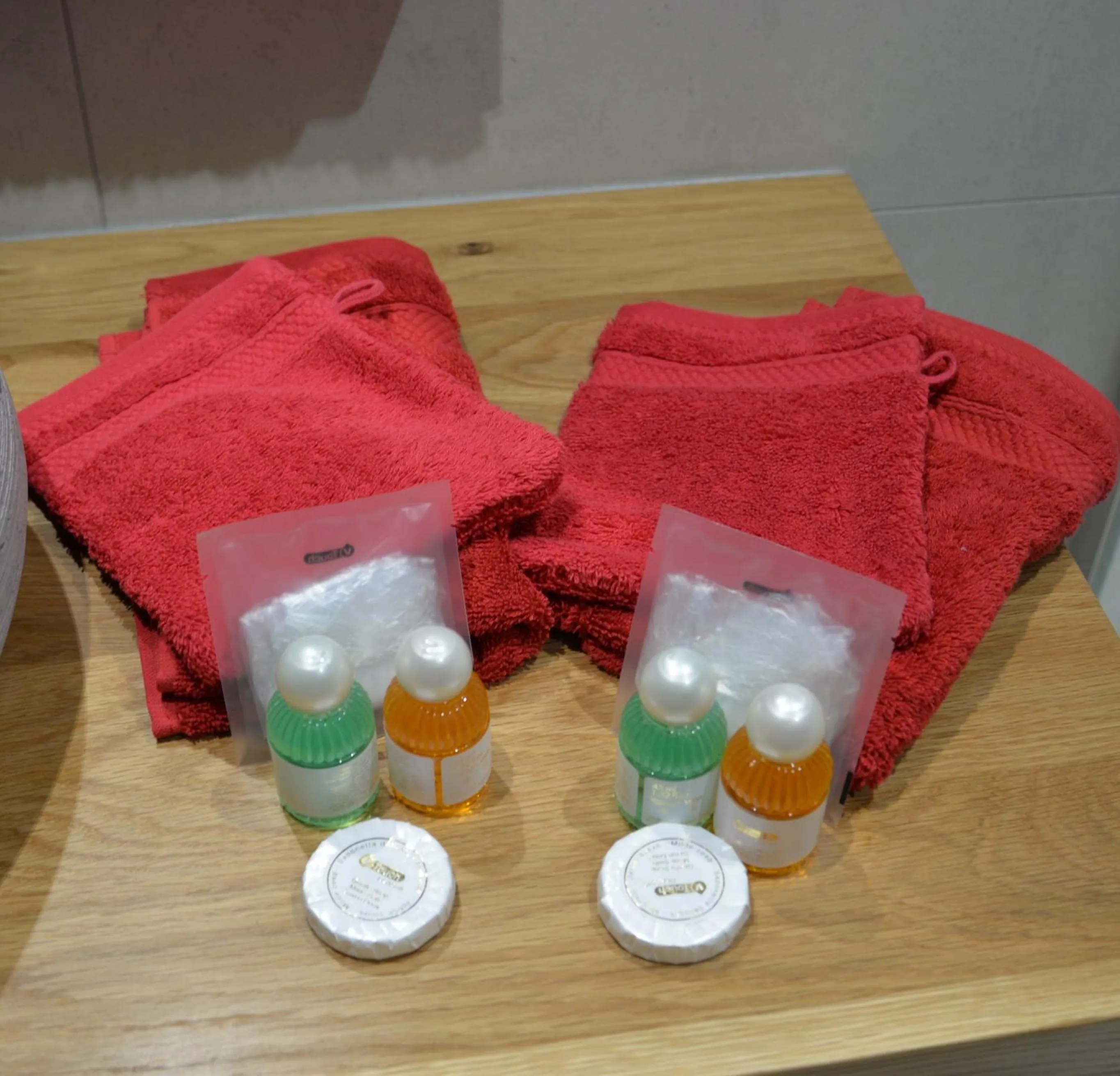 Breakfast in Petit loft de charme proche VERSAILLES SACLAY 30 mn PARIS jardin terrasse parking securisé