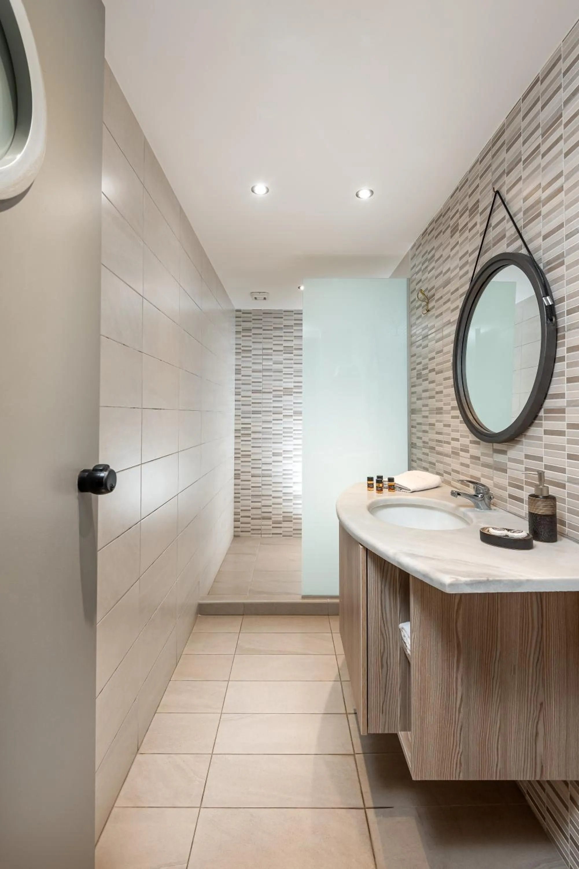 Fitness centre/facilities in Icarus Apartments