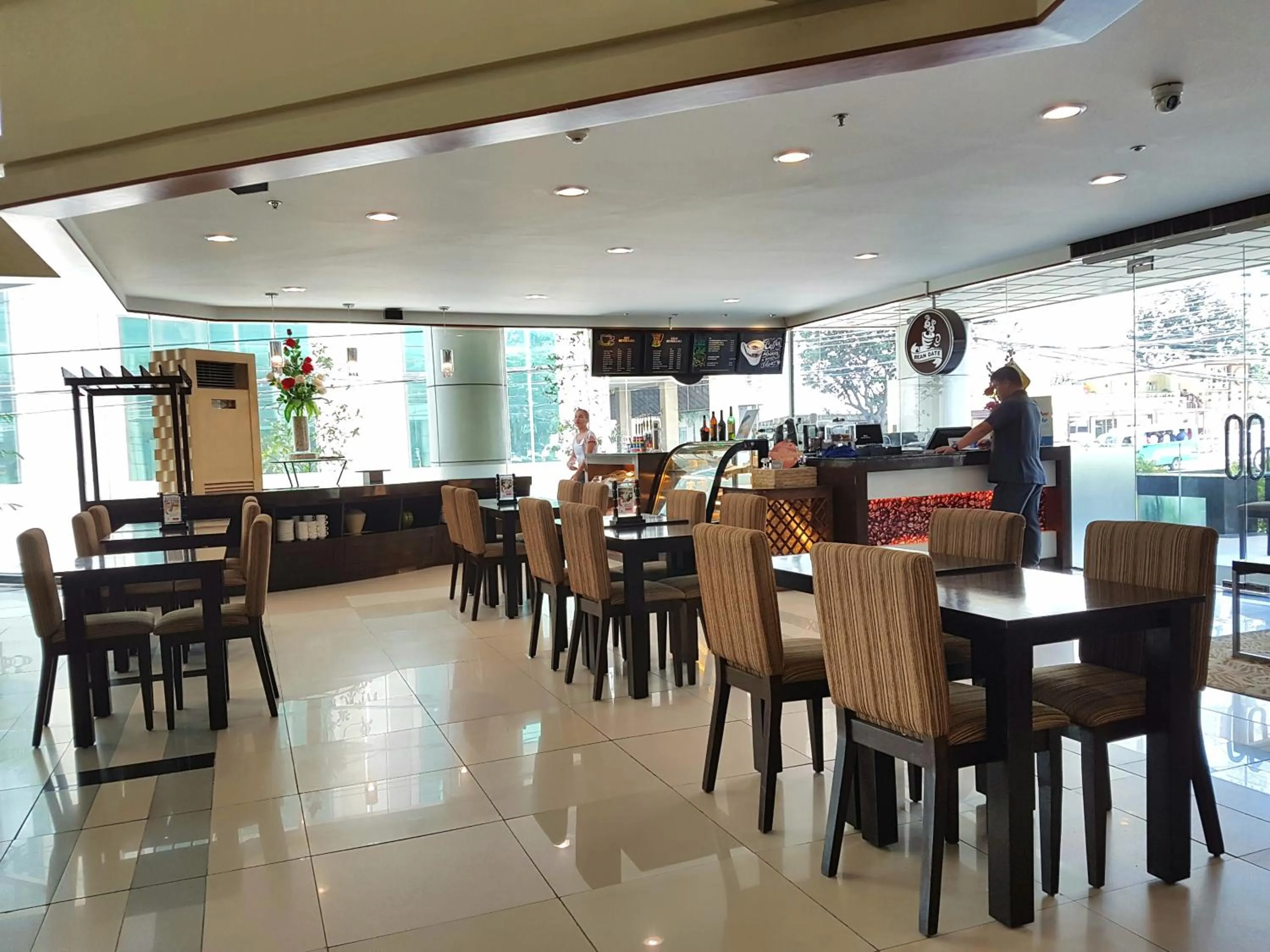 Restaurant/places to eat in Cebu Parklane International Hotel