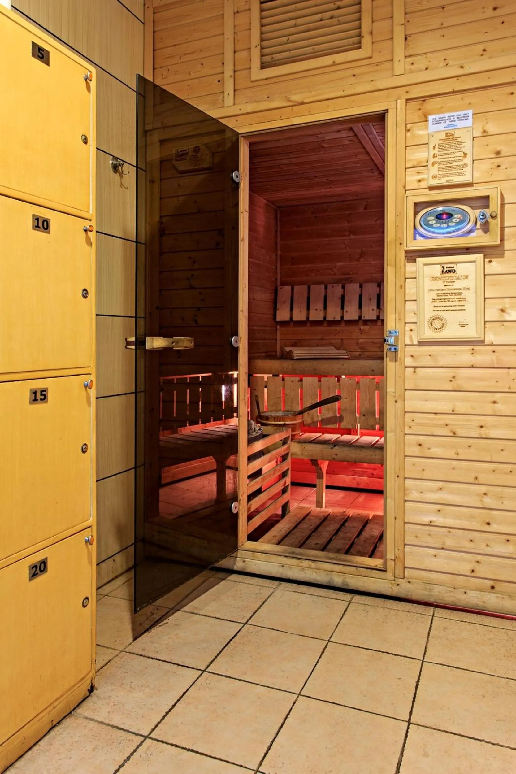 Spa and wellness centre/facilities in Cebu Parklane International Hotel