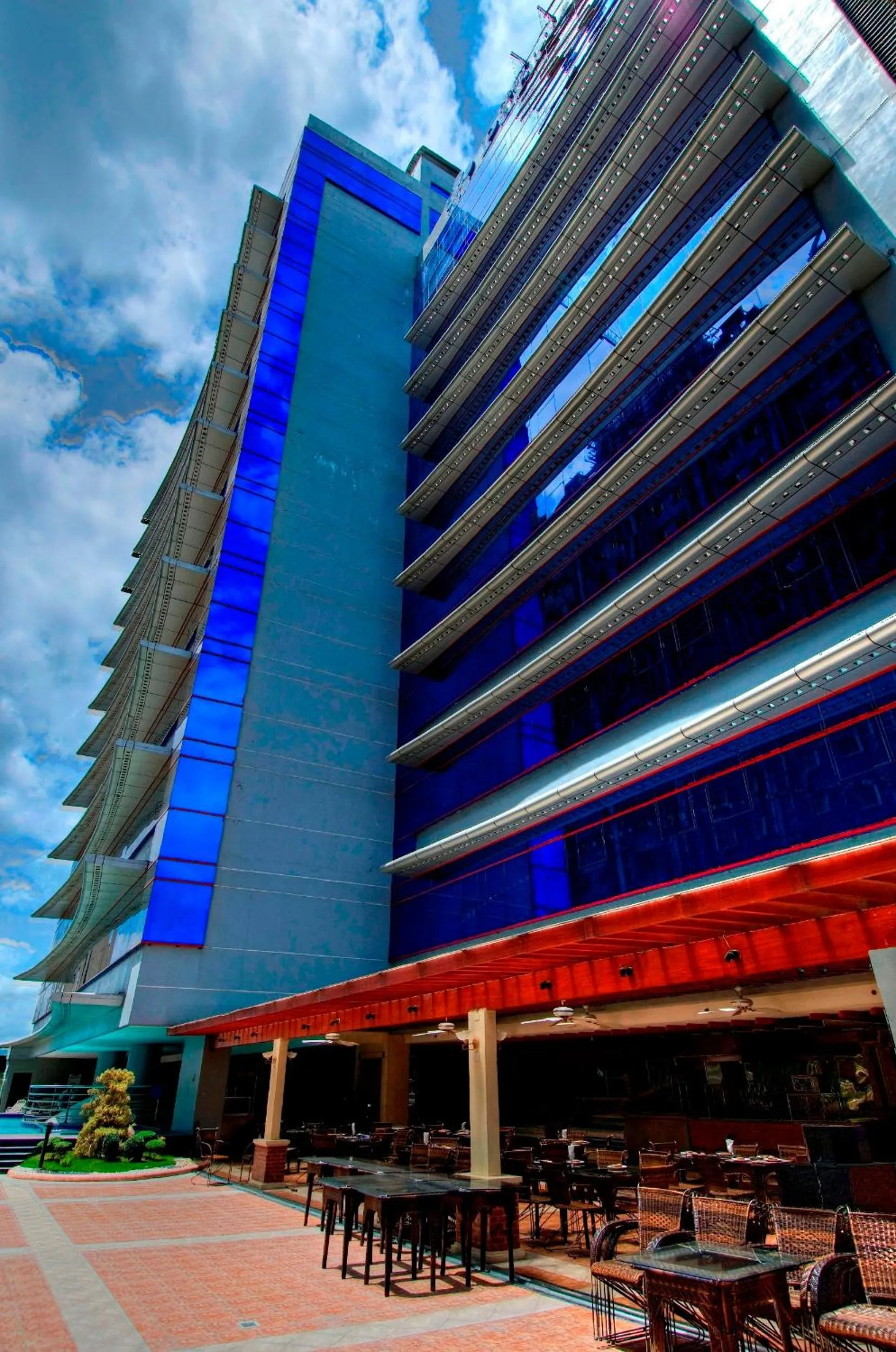 Facade/entrance in Cebu Parklane International Hotel