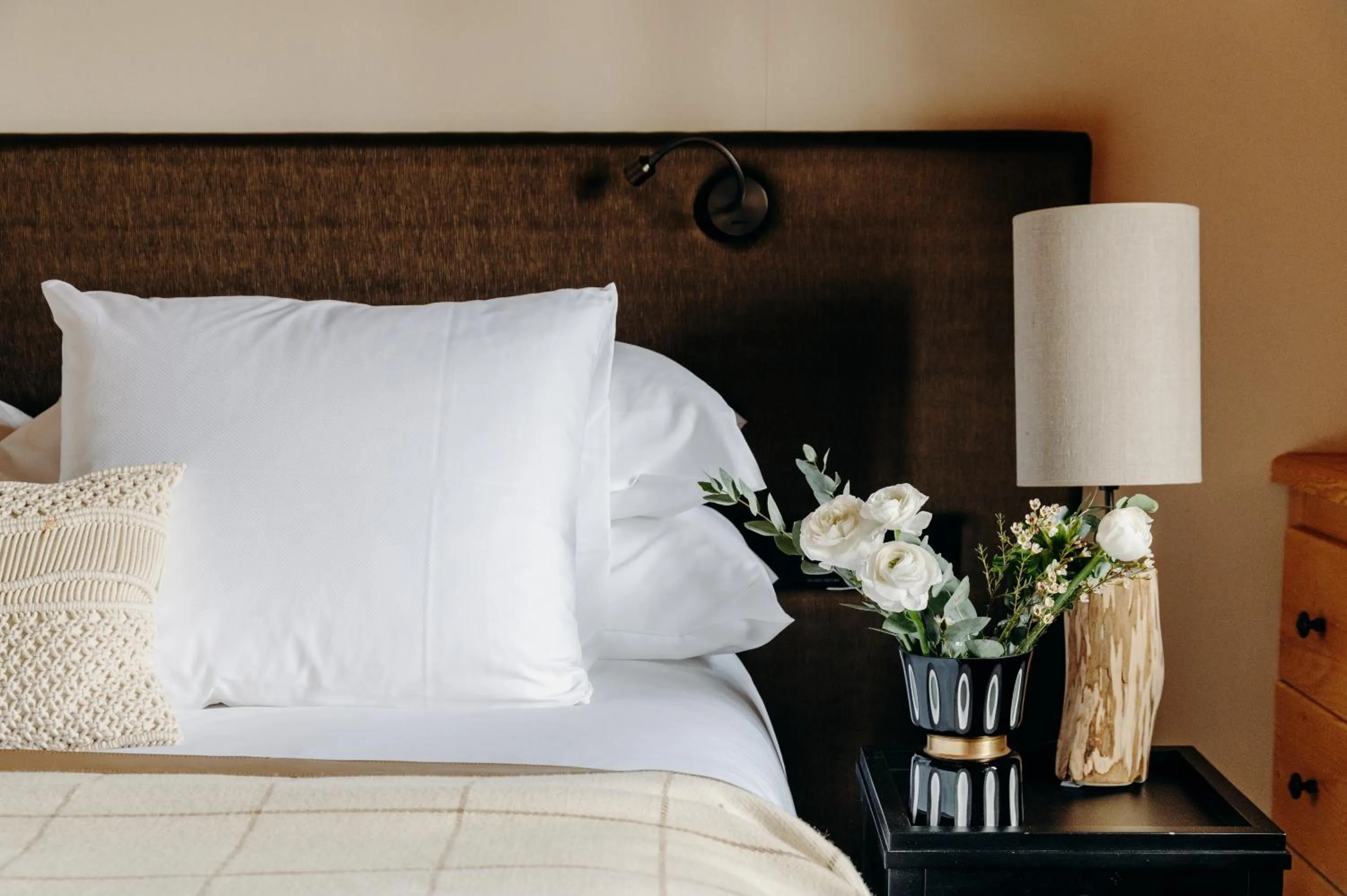 Bed in Les Chalets du Mont d'Arbois & Spa, Megève