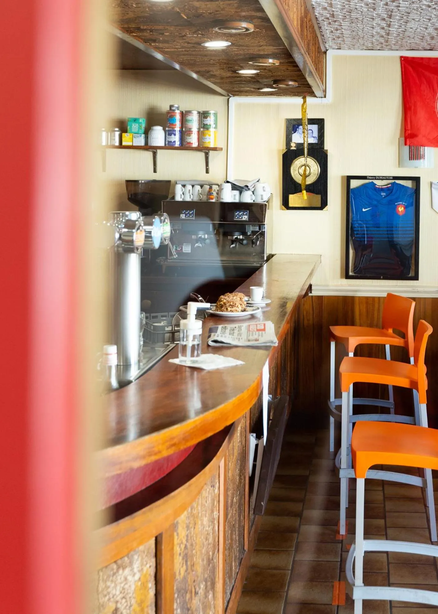 Lounge or bar in Hôtel Juantorena