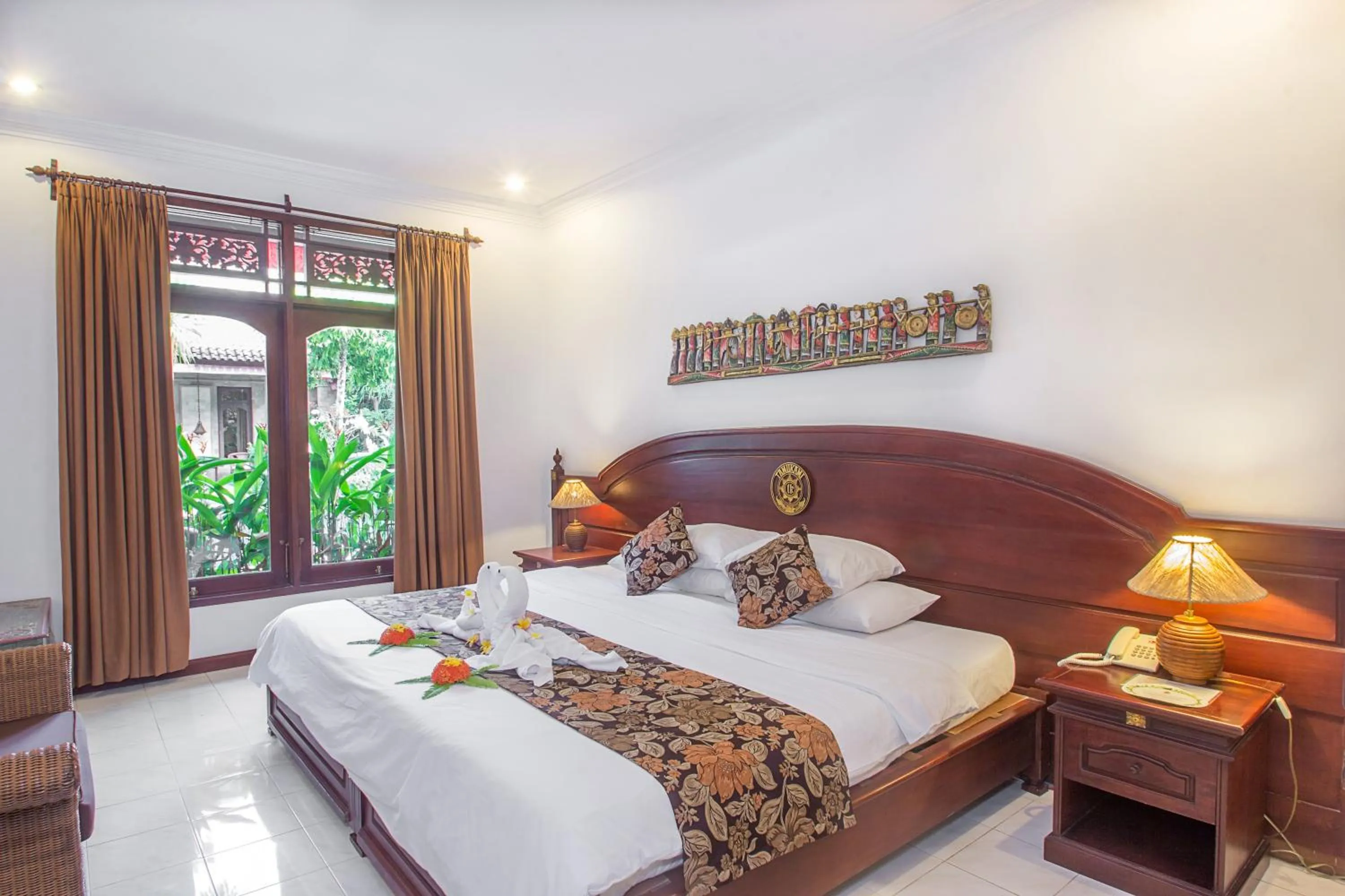 Nearby landmark, Bed in Tamukami Hotel