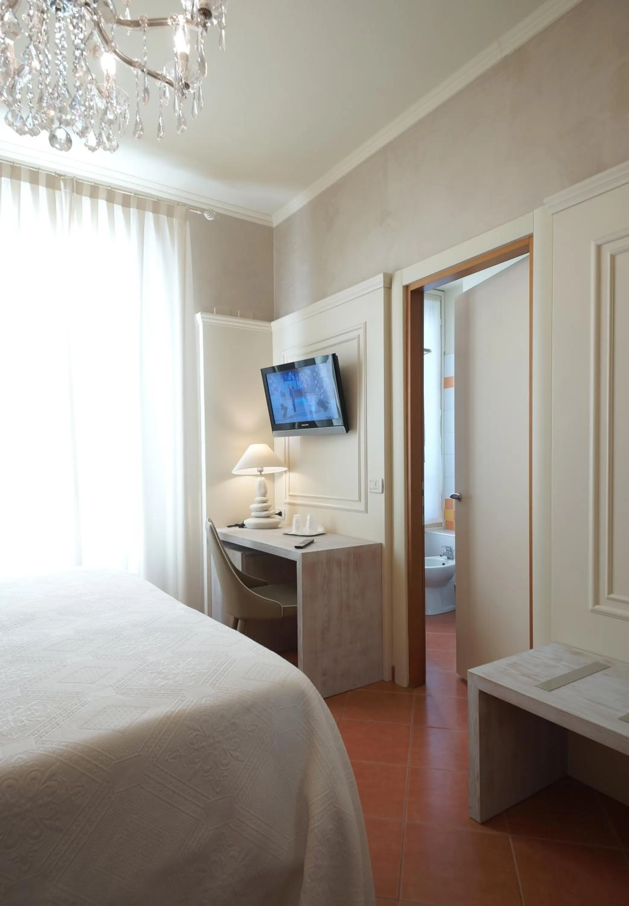 Bedroom, Bed in Albergo Morandi
