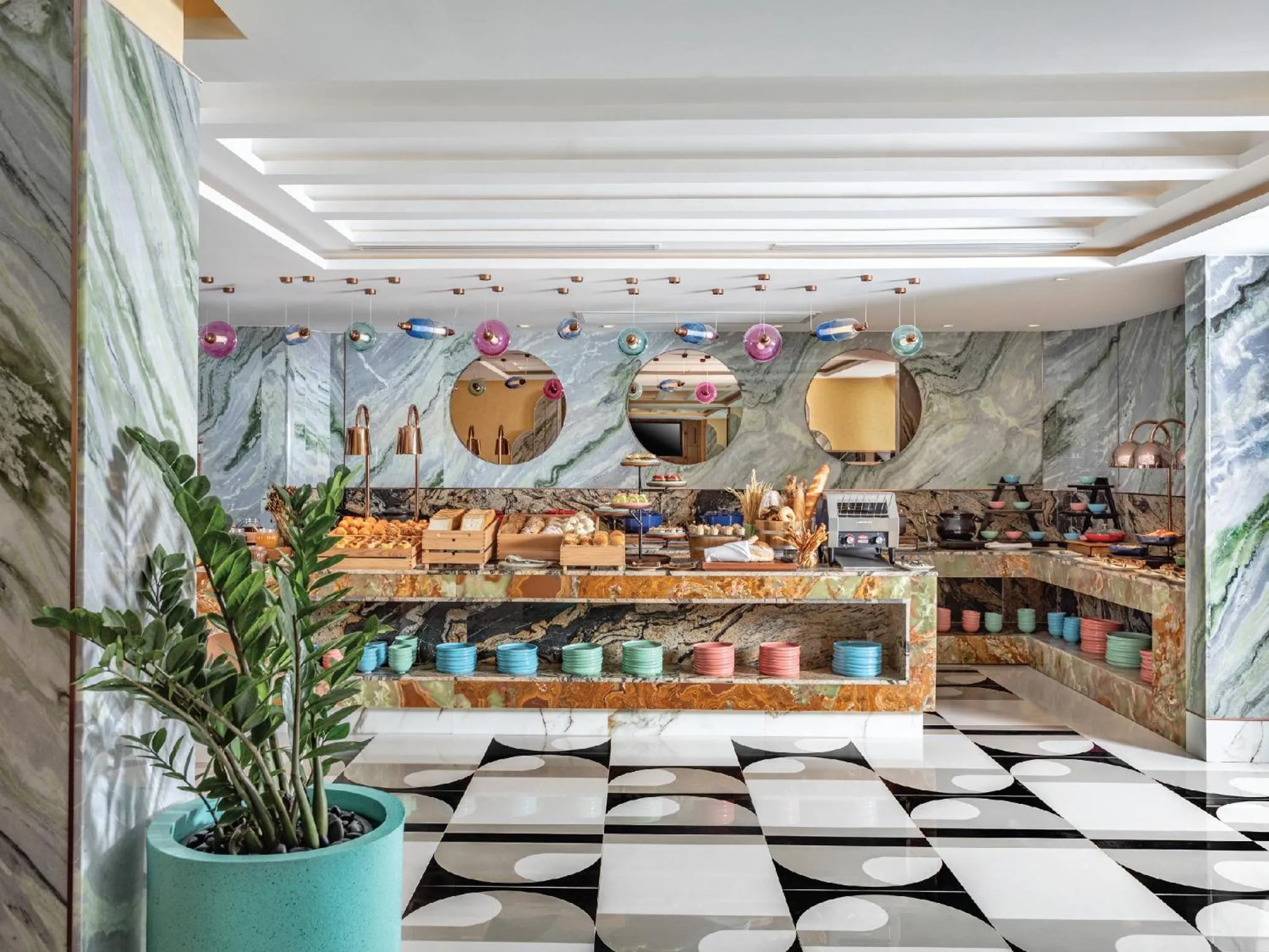 Restaurant/places to eat in Pipa Hotel Bangkok Sukhumvit 11