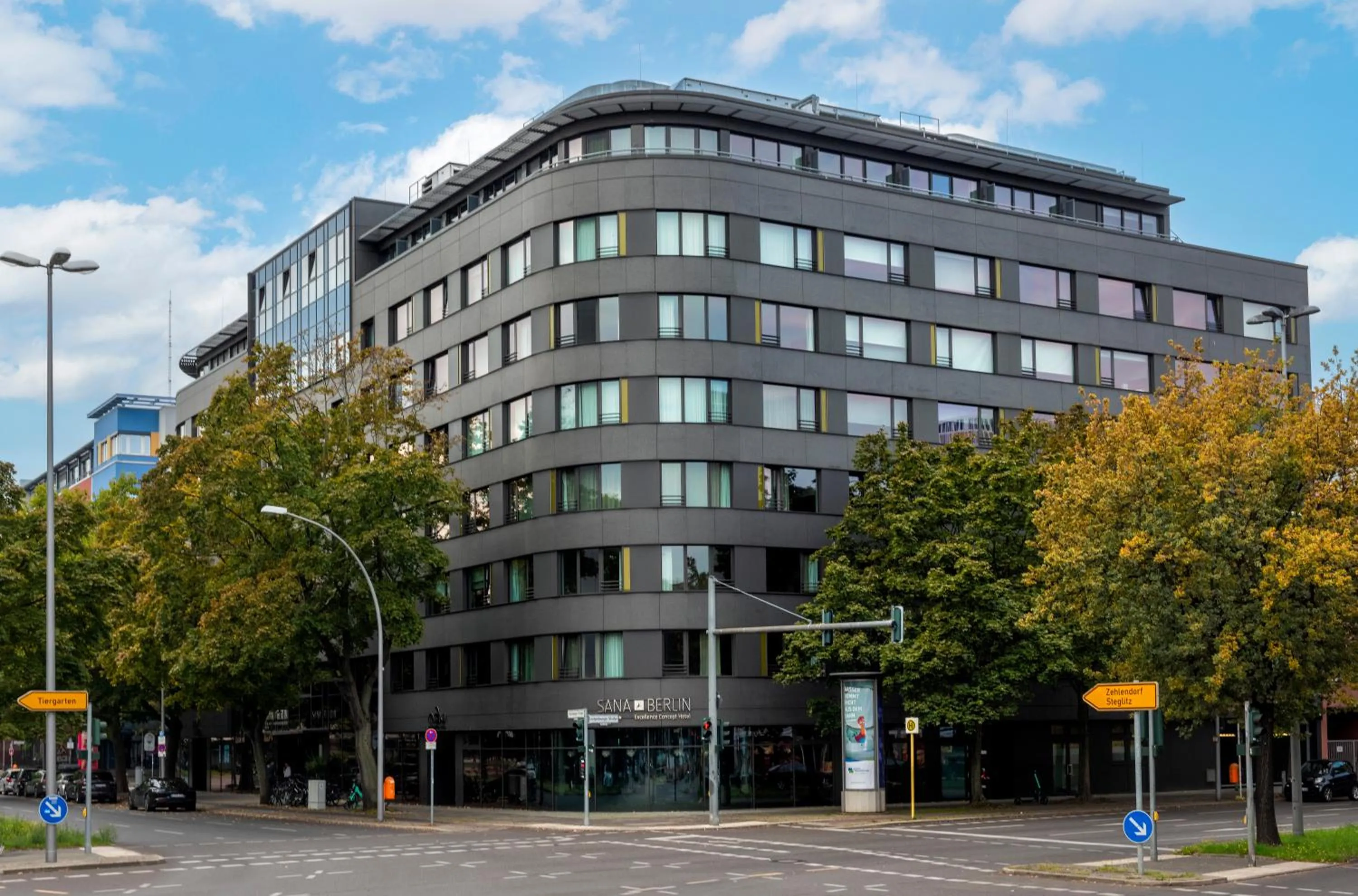 Property building in SANA Berlin Hotel