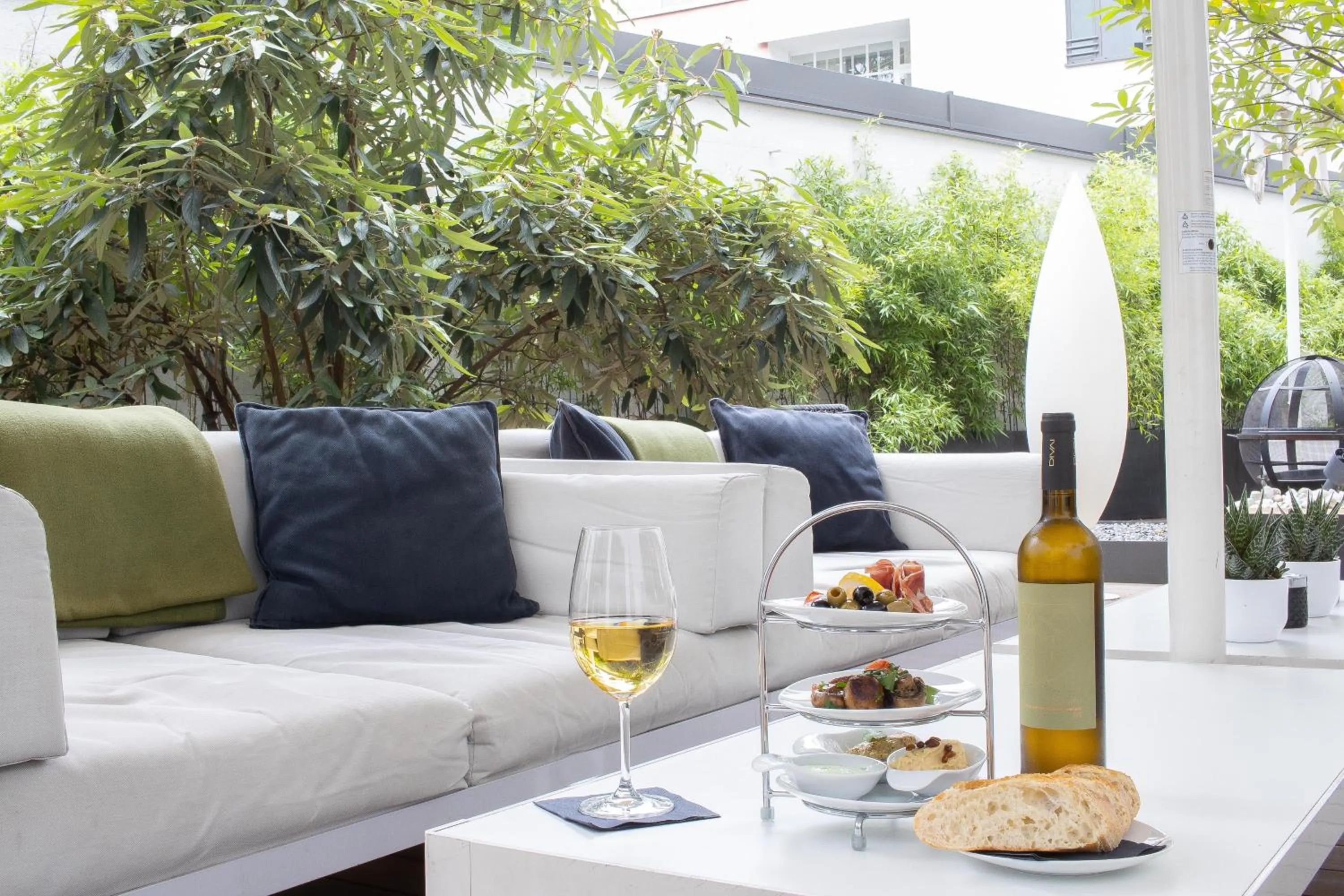 Restaurant/places to eat in SANA Berlin Hotel