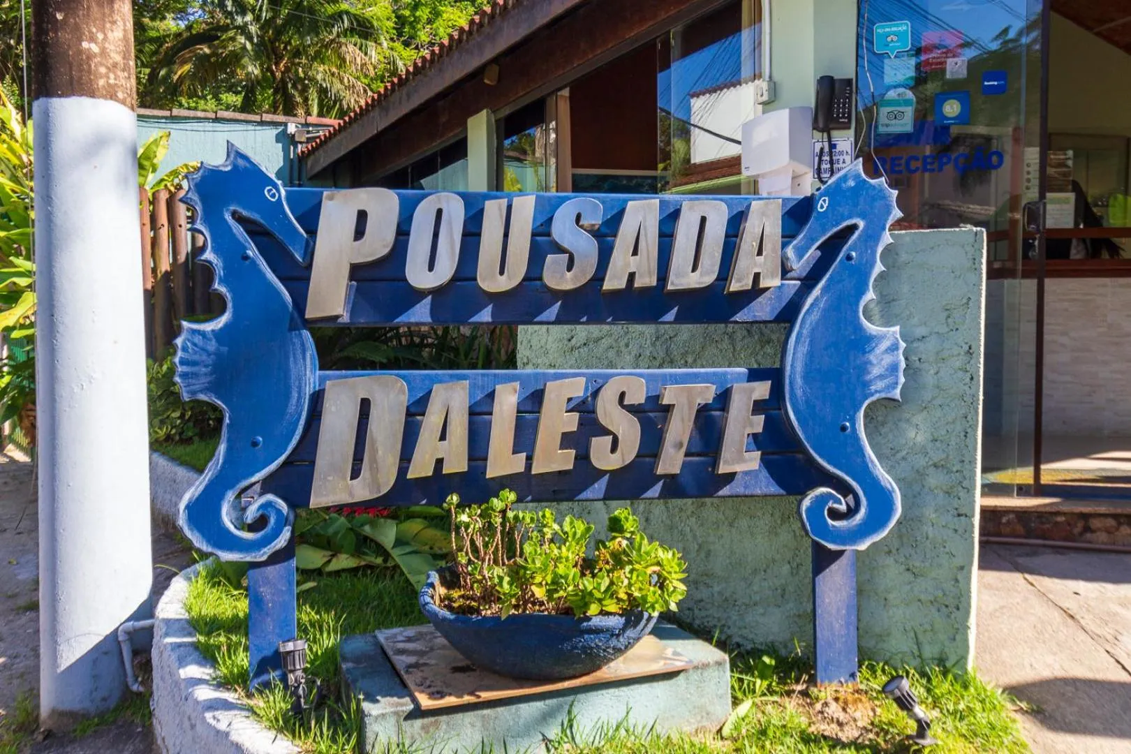 Property building in Pousada Daleste