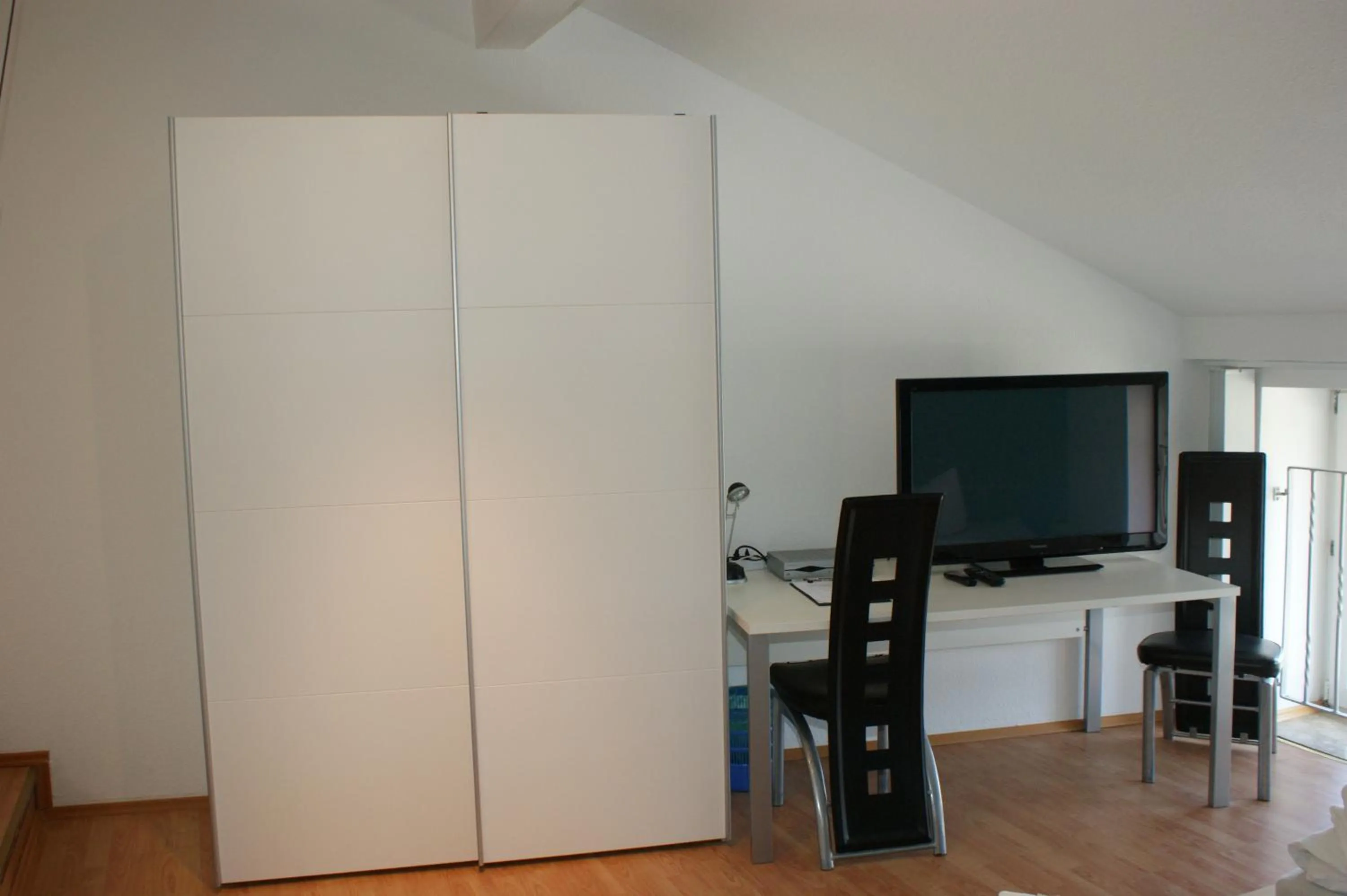 Decorative detail in Hotel Rühen, 24 Stunden Check in, Küche, kostenfreie Parkplätze