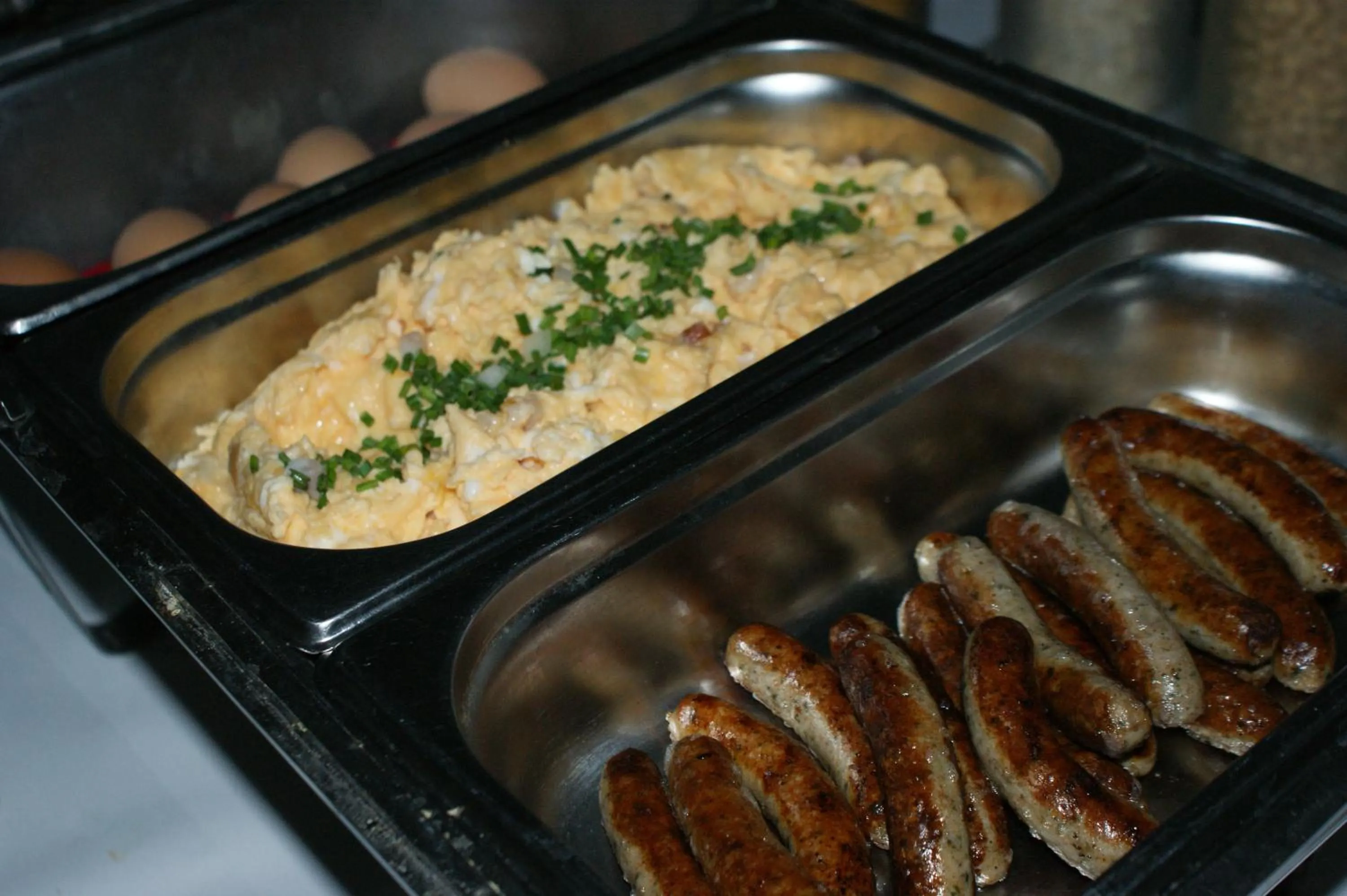 Food in Hotel Rühen, 24 Stunden Check in, Küche, kostenfreie Parkplätze