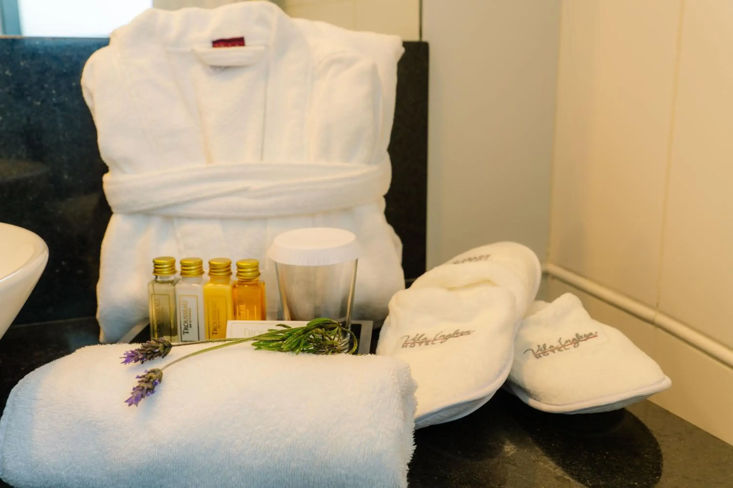 Standard Double Room in Hotel Vila Inglesa Standard Double Room in Hotel Vila Inglesa