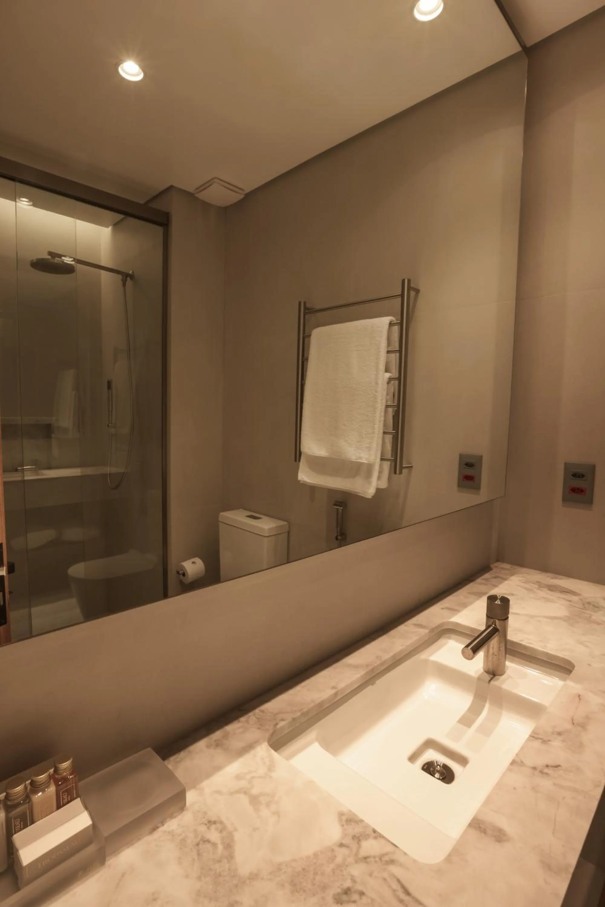 Bathroom in Hotel Vila Inglesa