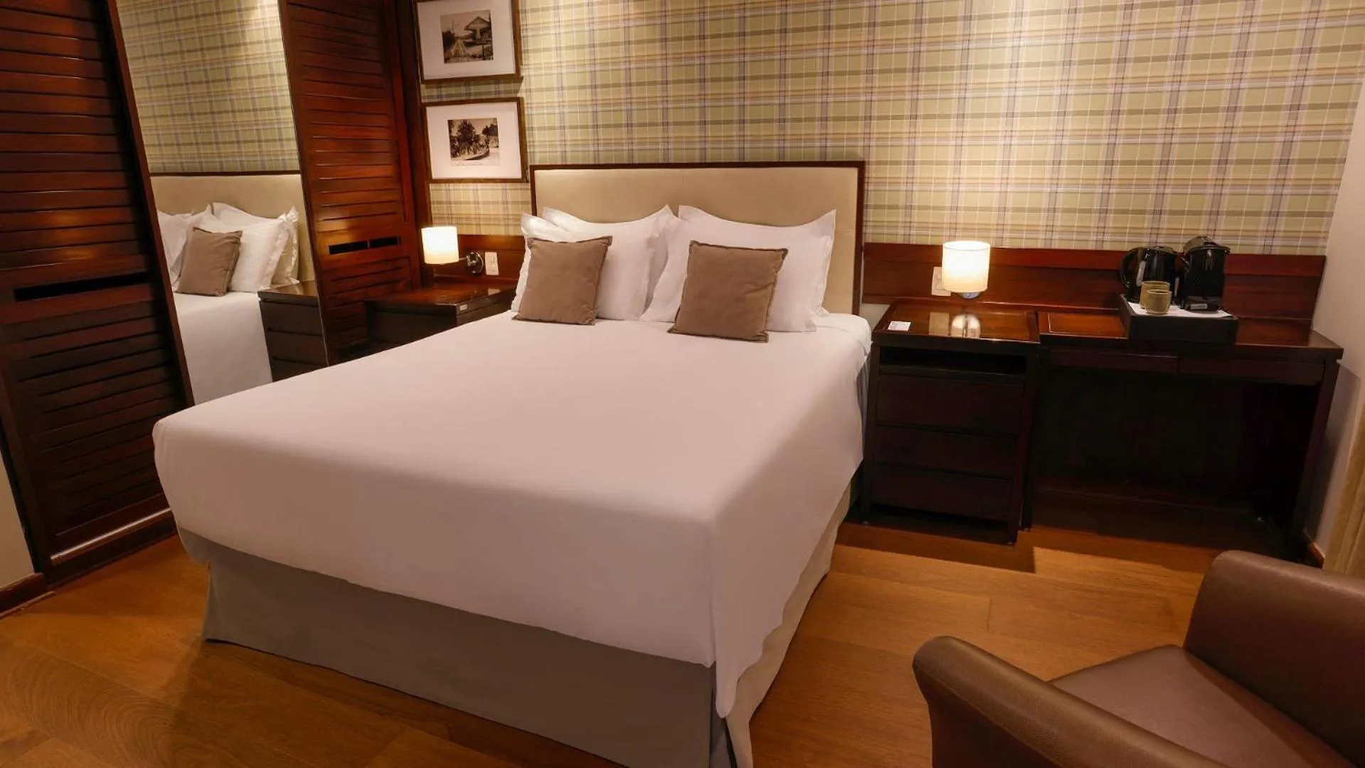 Bedroom, Bed in Hotel Vila Inglesa