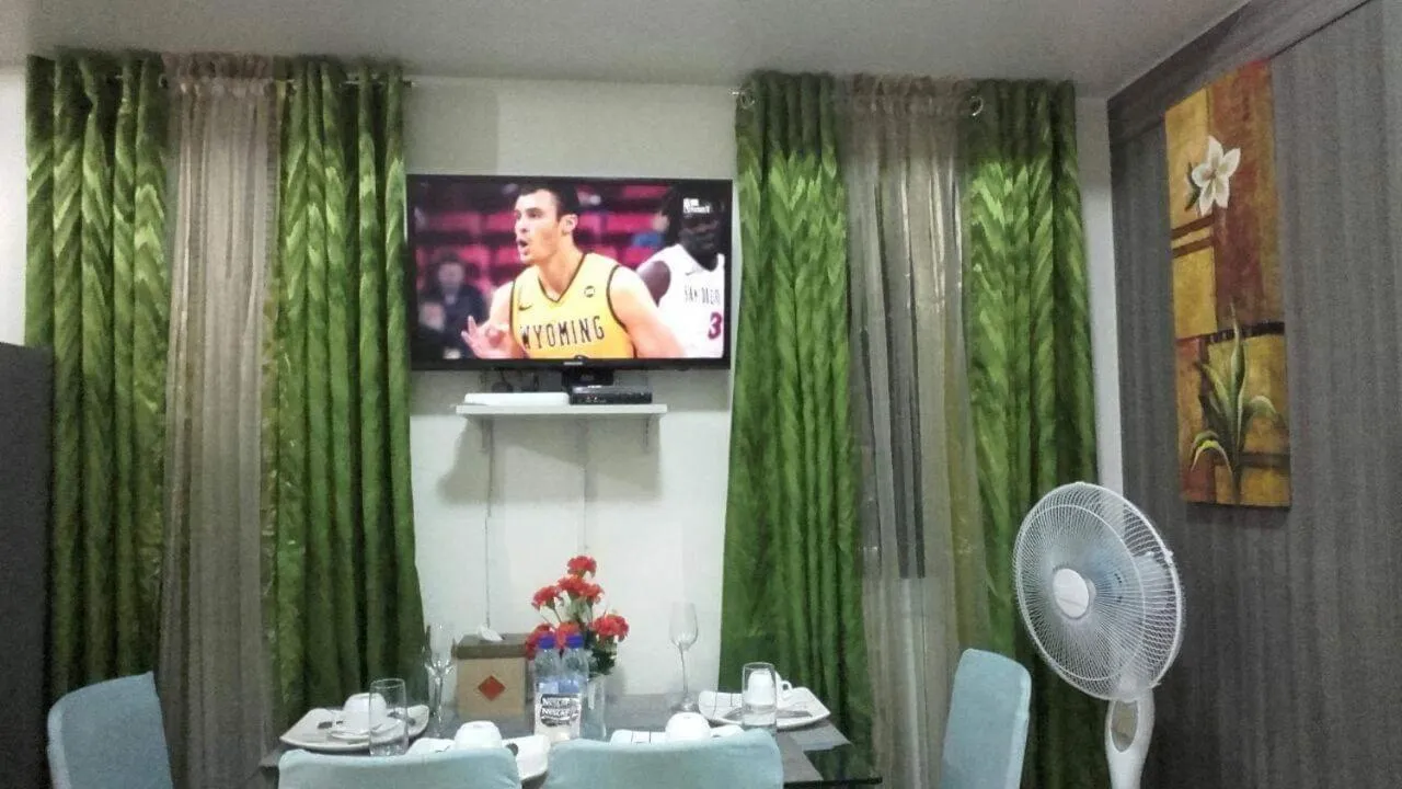 AED Manila Bay view at Green Residences