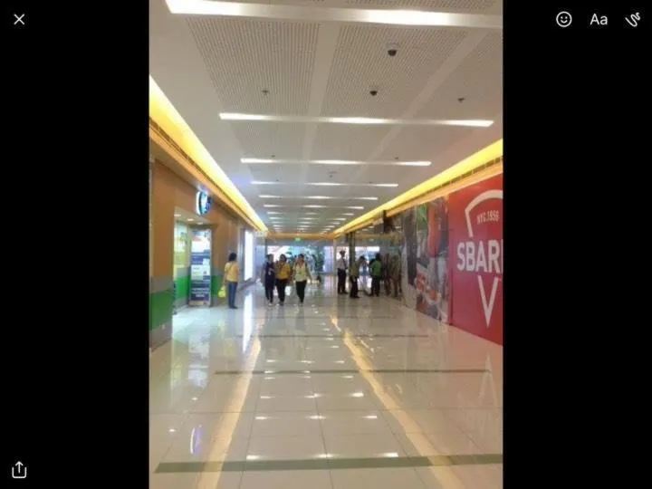 On-site shops in AED Manila Bay view at Green Residences