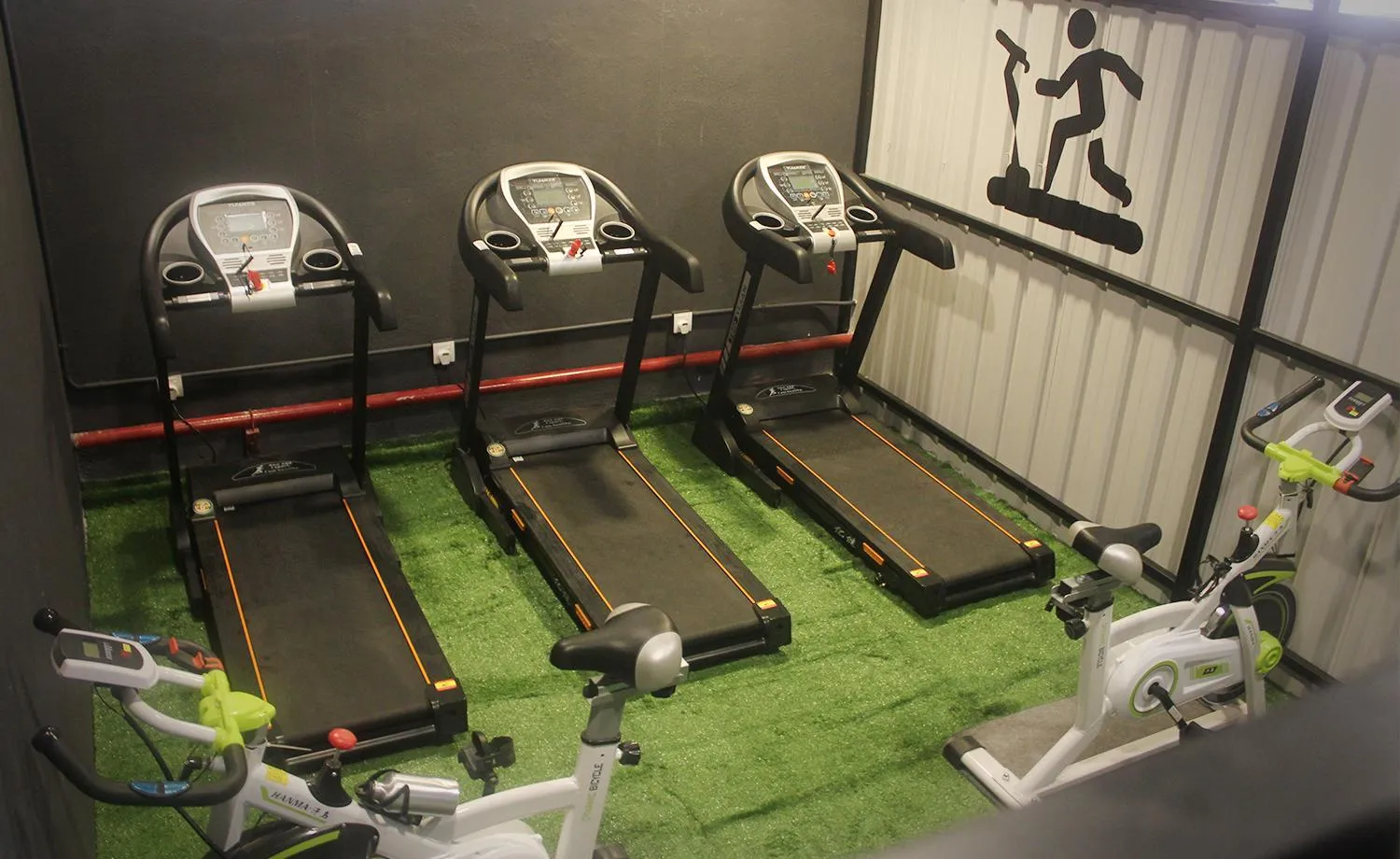 Fitness centre/facilities in Vertilex Hotel