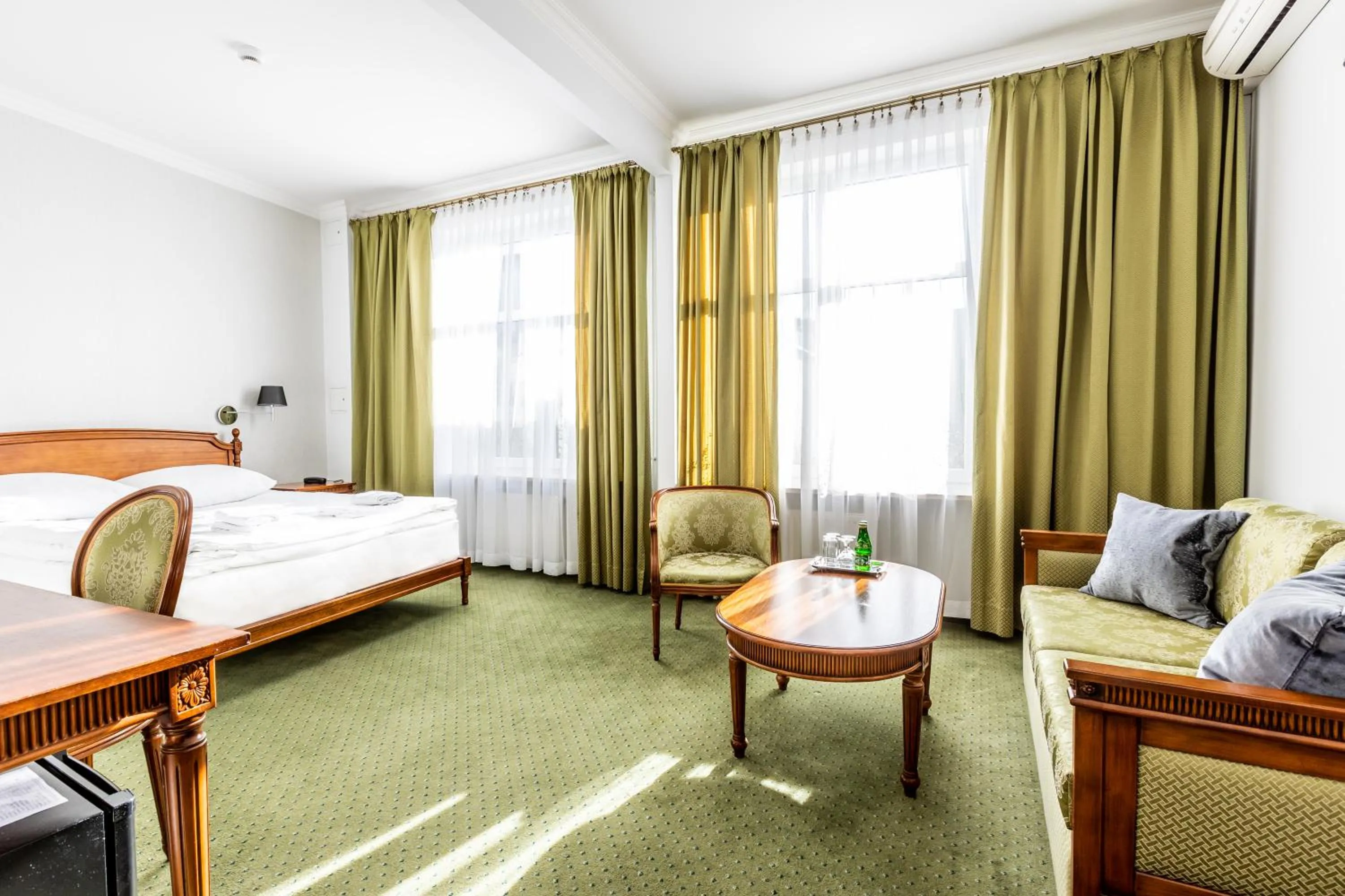 Bed in Hotel Pod Złotą Różą