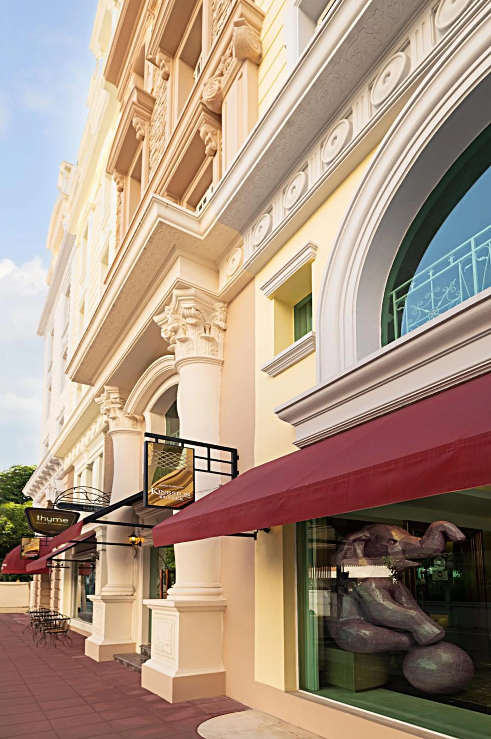 Property building in Royal President Bangkok