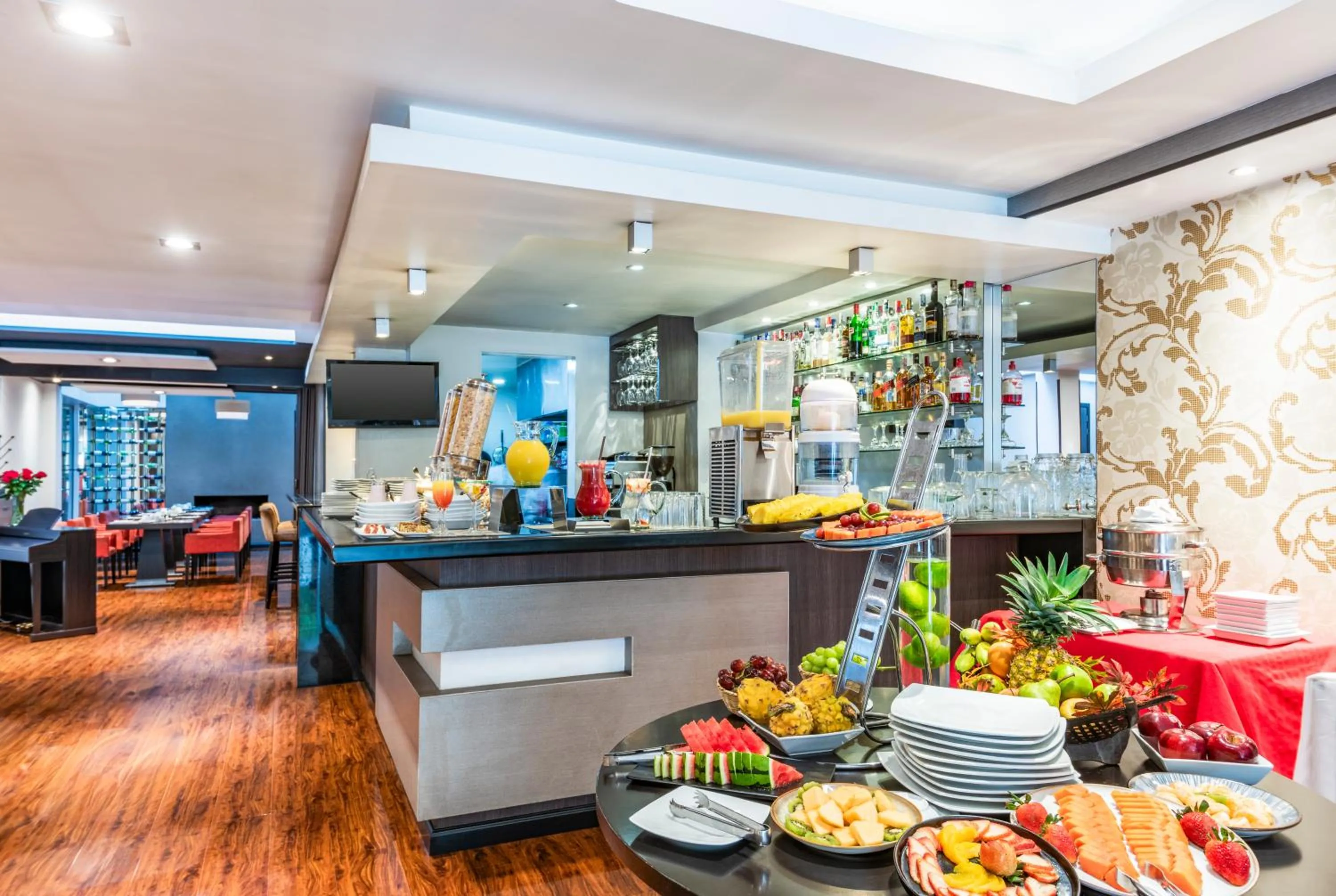 Breakfast in Hotel Jazz Apartments