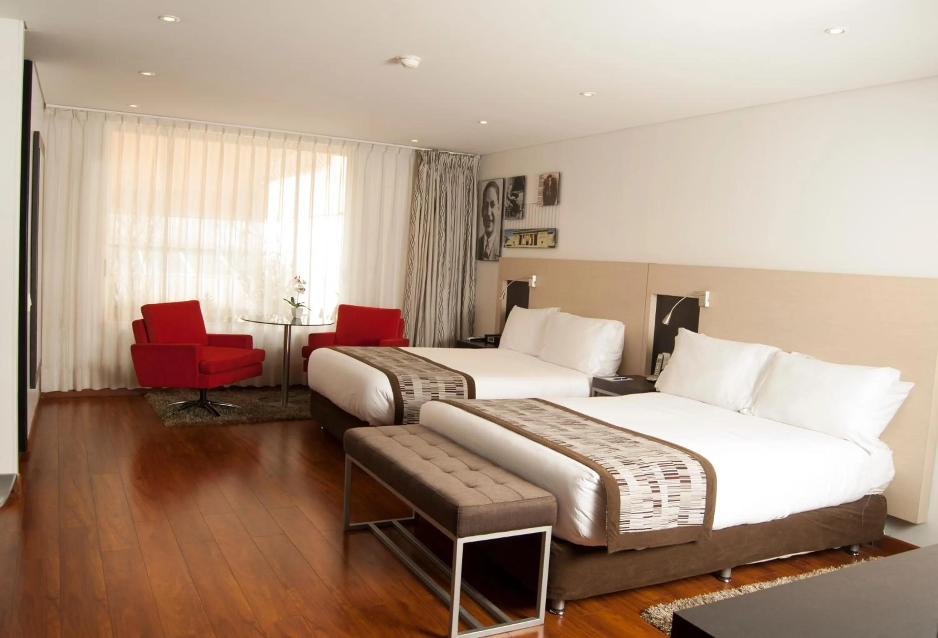 Bed in Hotel Jazz Apartments