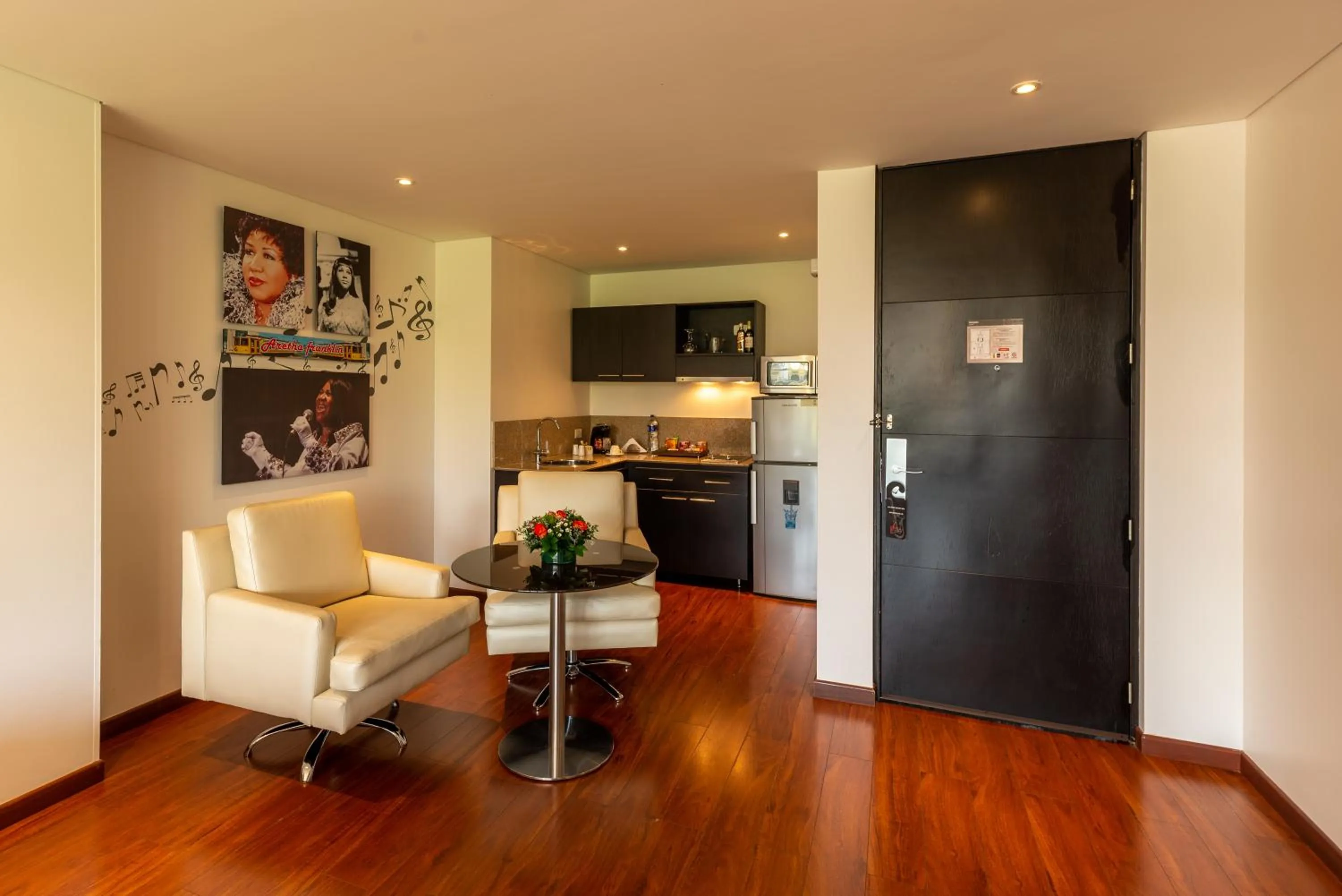 Kitchen or kitchenette in Hotel Jazz Apartments