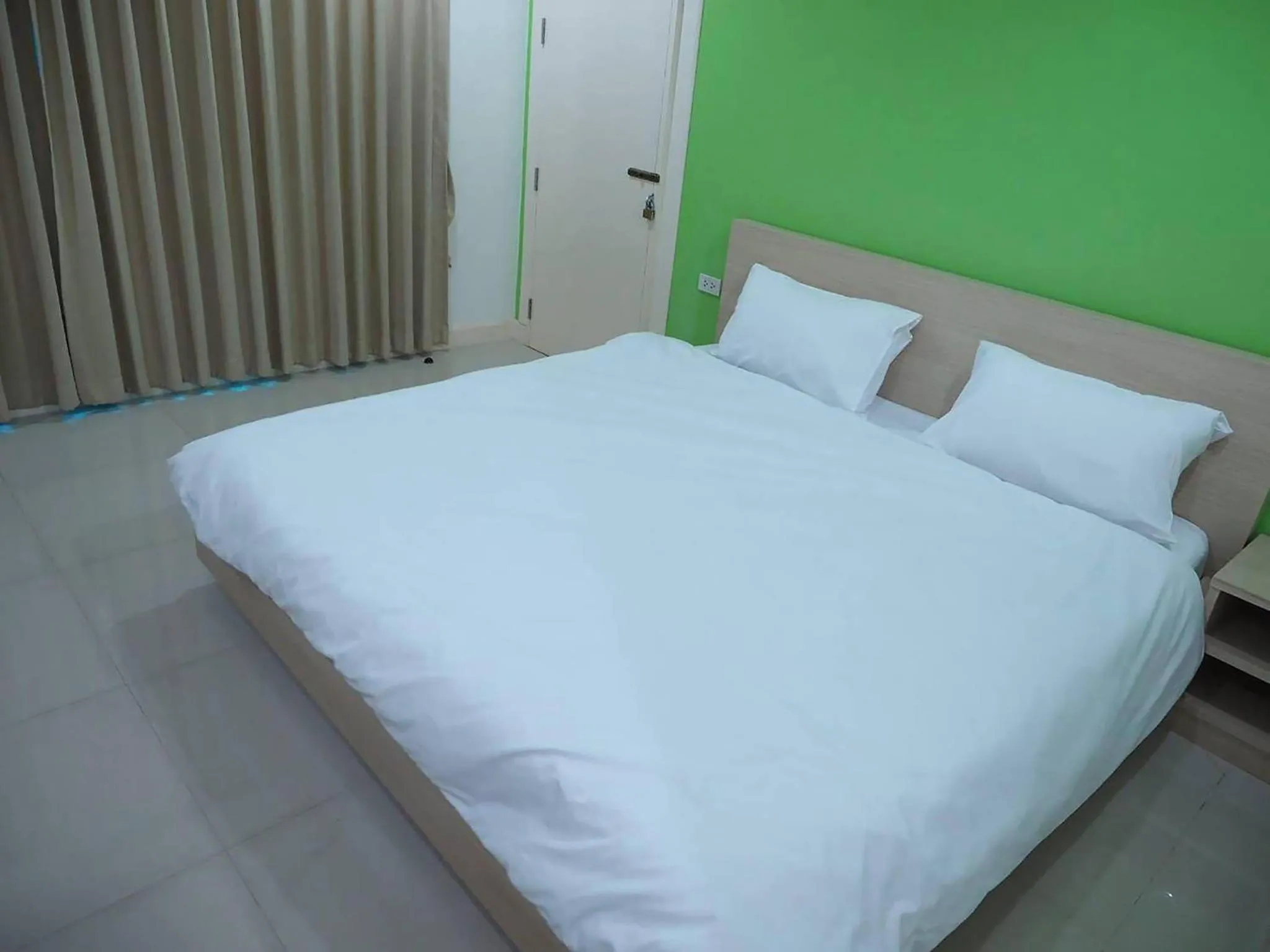 Bed in Baan mek mok