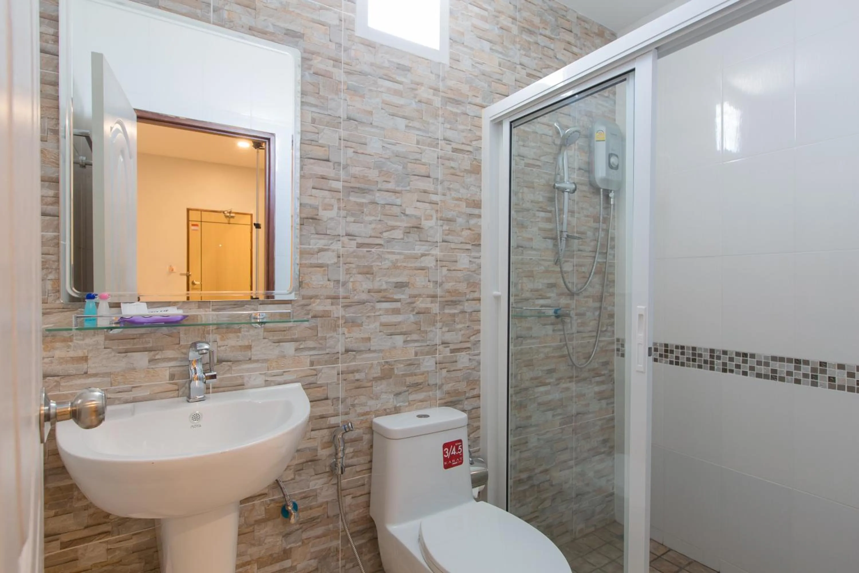 Phant at Thalang Service Apartment