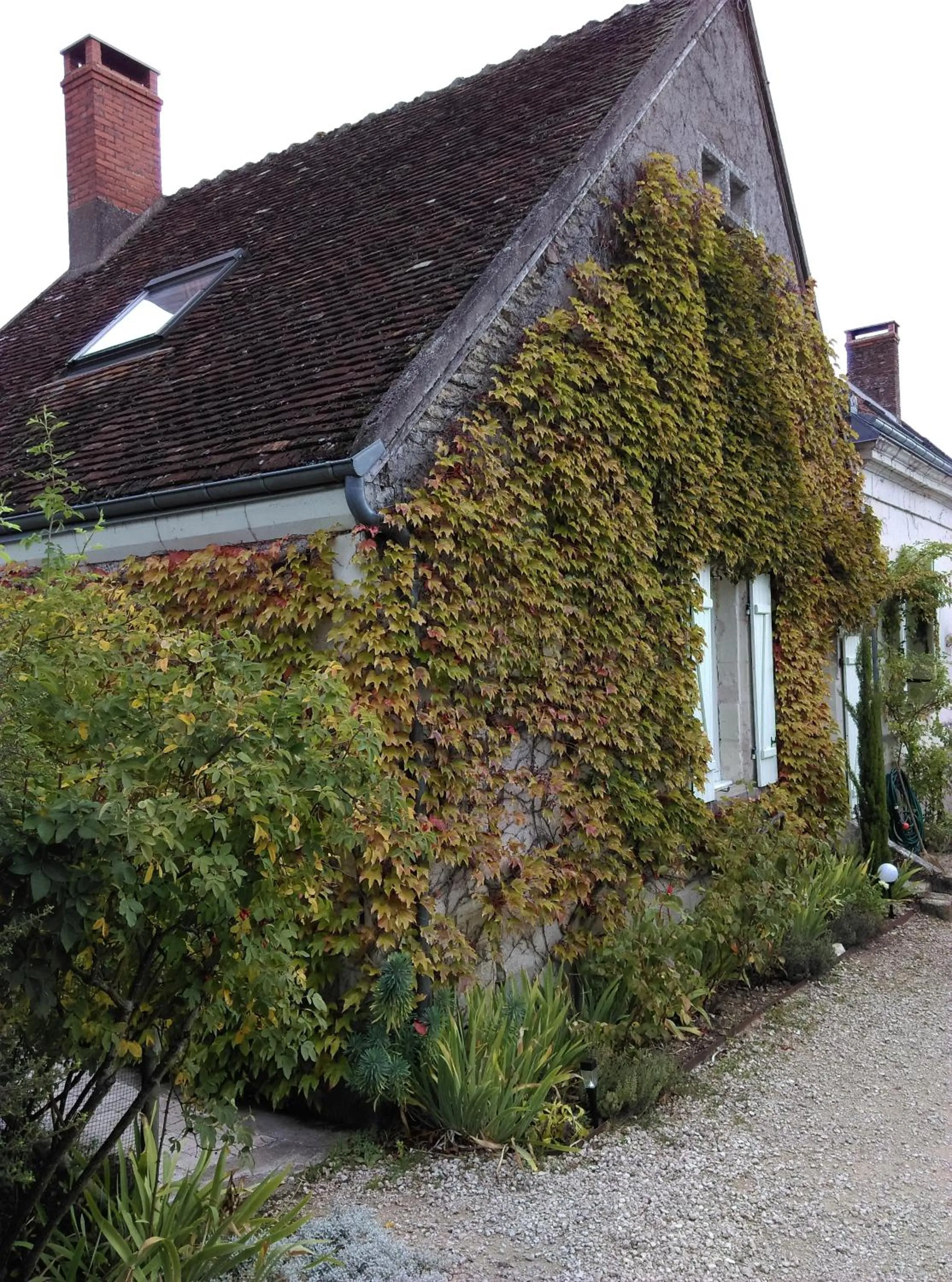Facade/entrance in Ode au Bonheur St Georges sur Cher