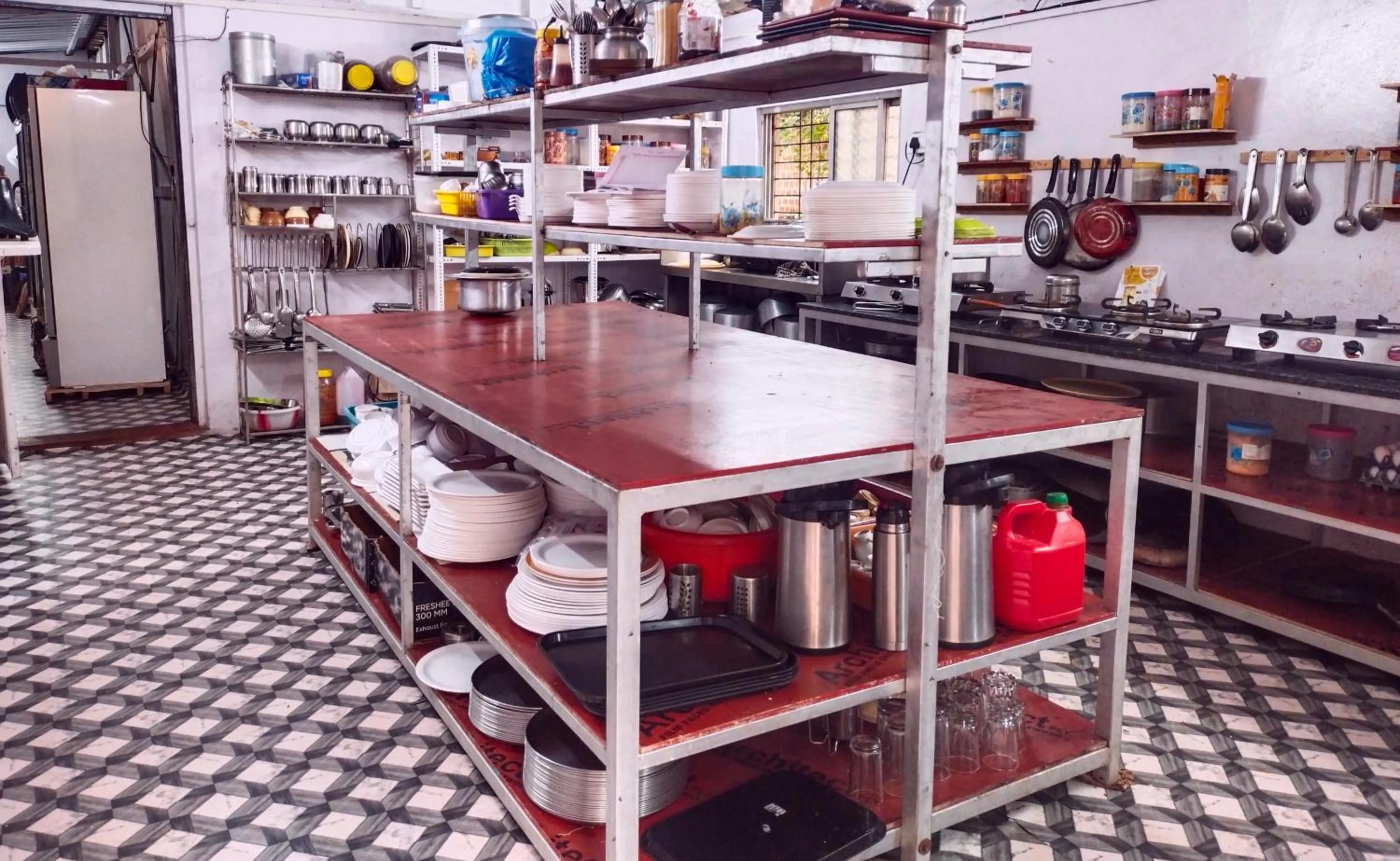 Kitchen or kitchenette in Samant Beach Resort