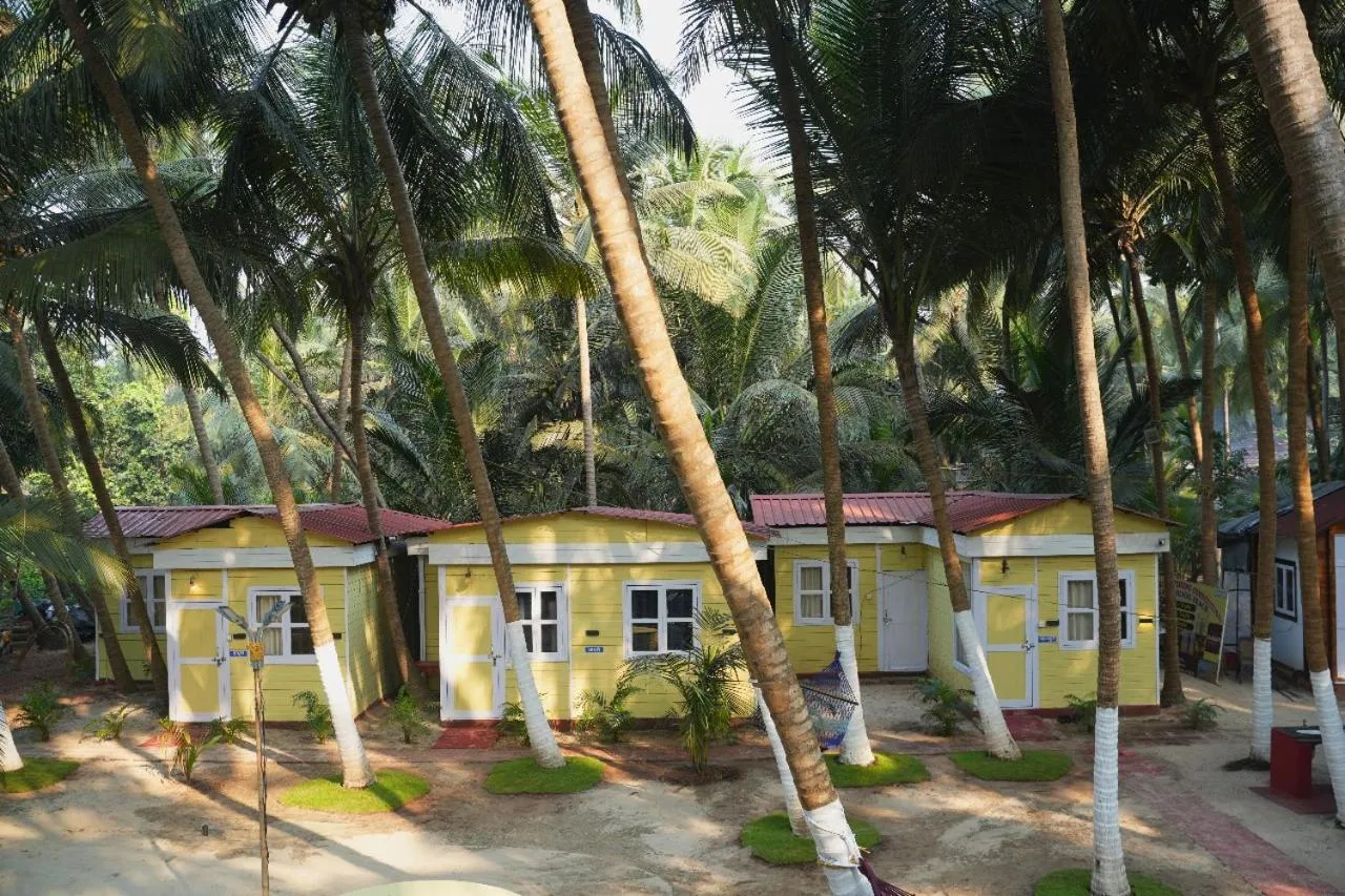 Garden in Samant Beach Resort
