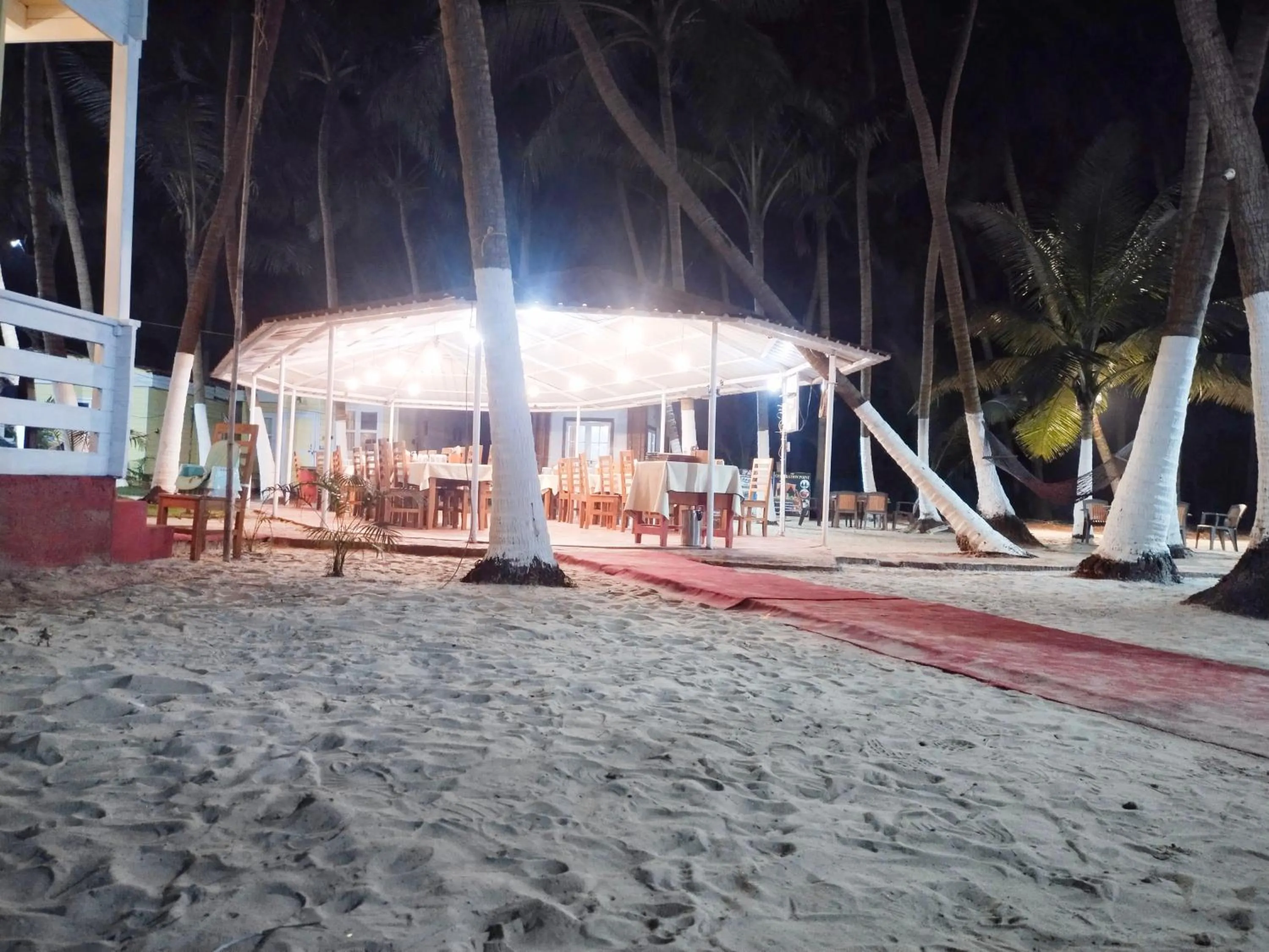 Night in Samant Beach Resort