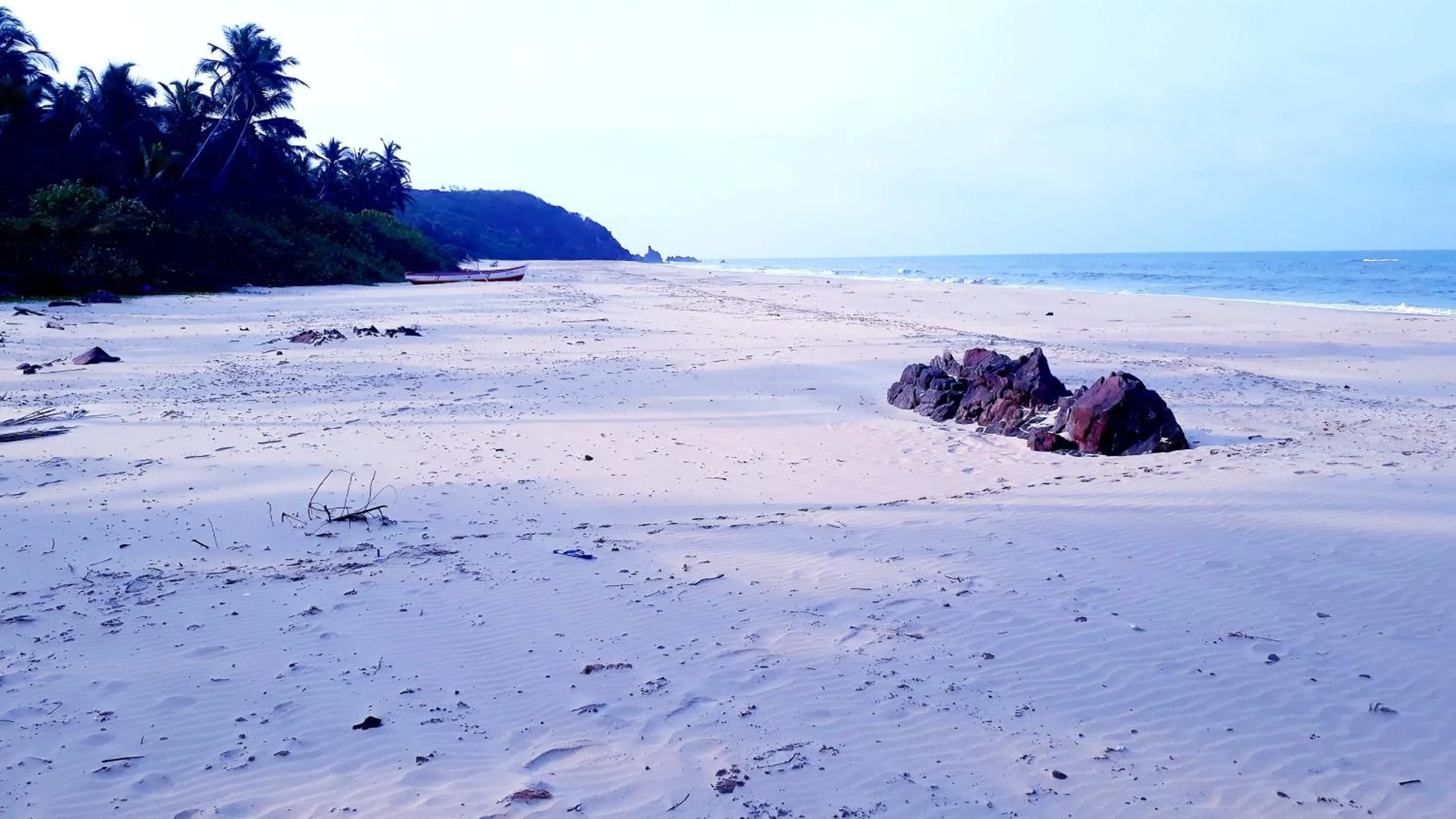 Day in Samant Beach Resort