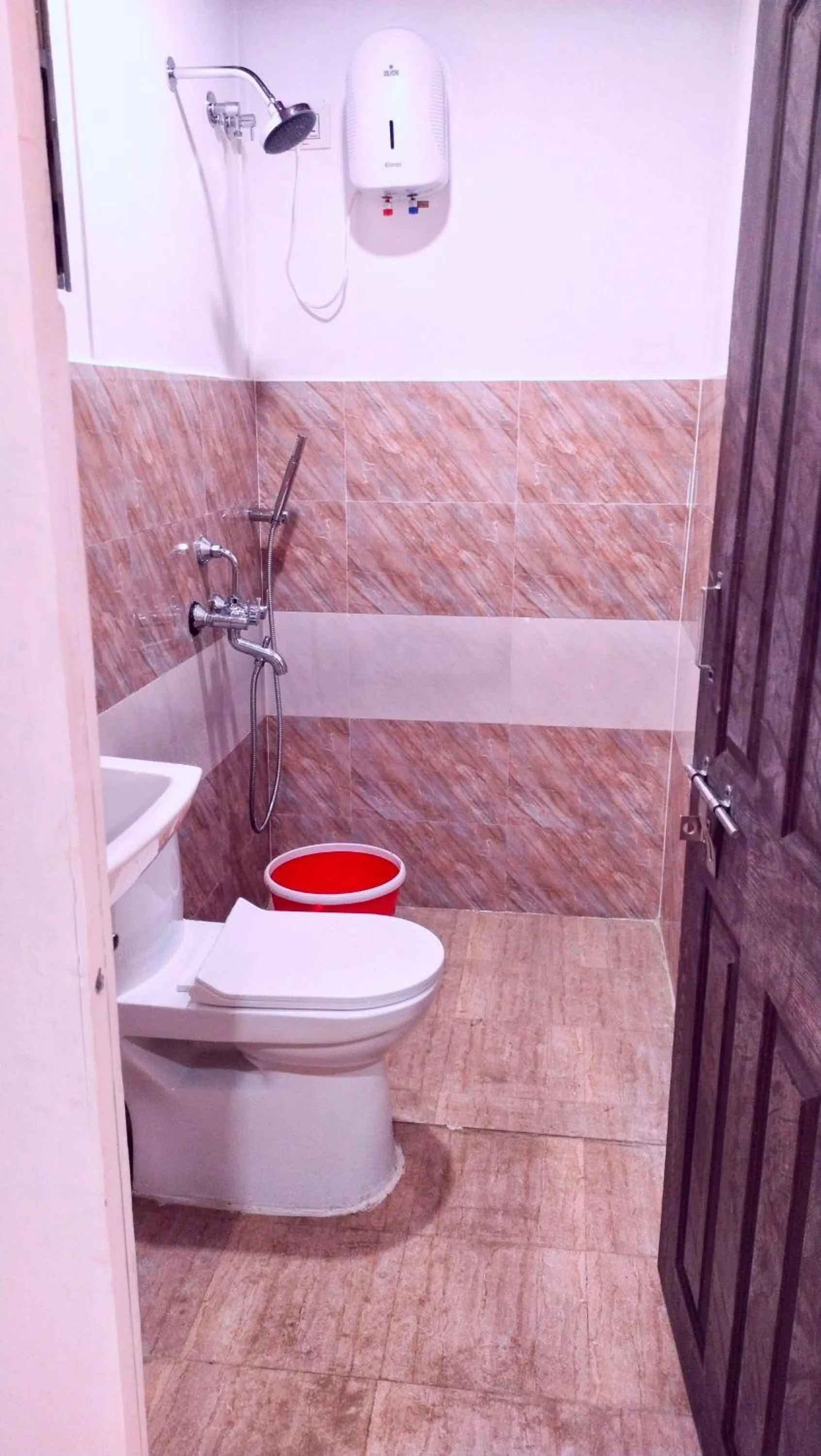 Shower in Samant Beach Resort