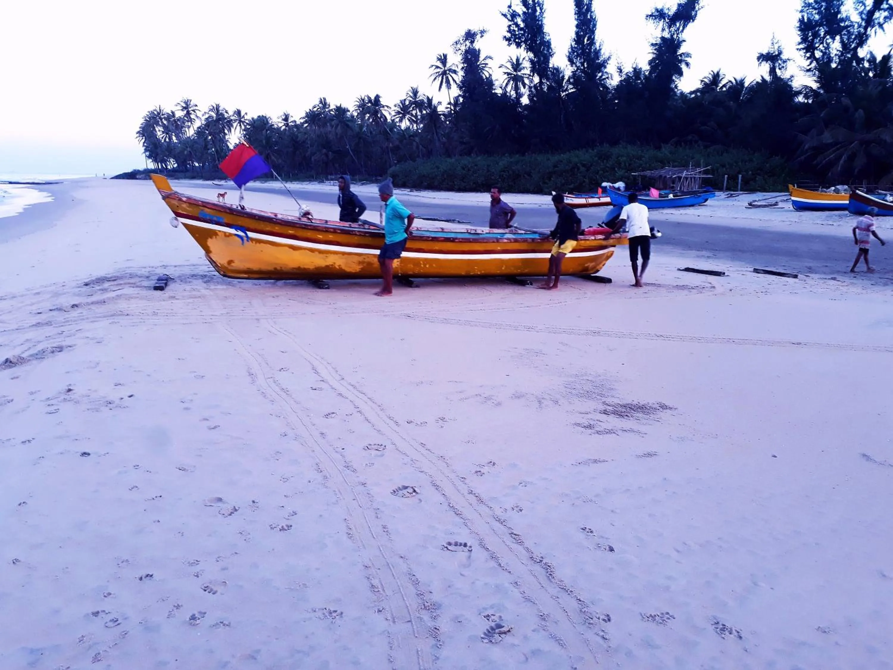 Day in Samant Beach Resort