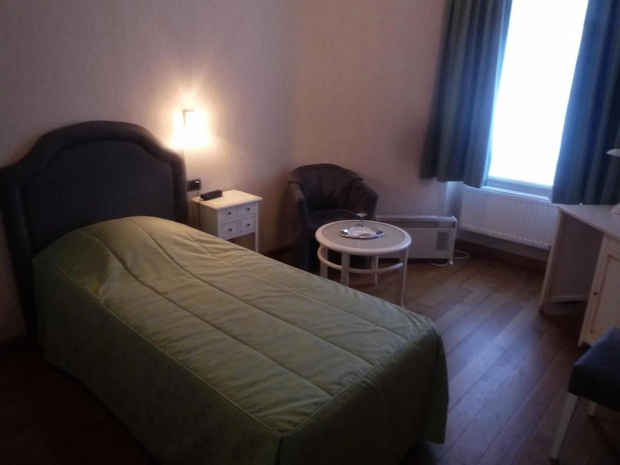 Bedroom in Le Château de Rendeux