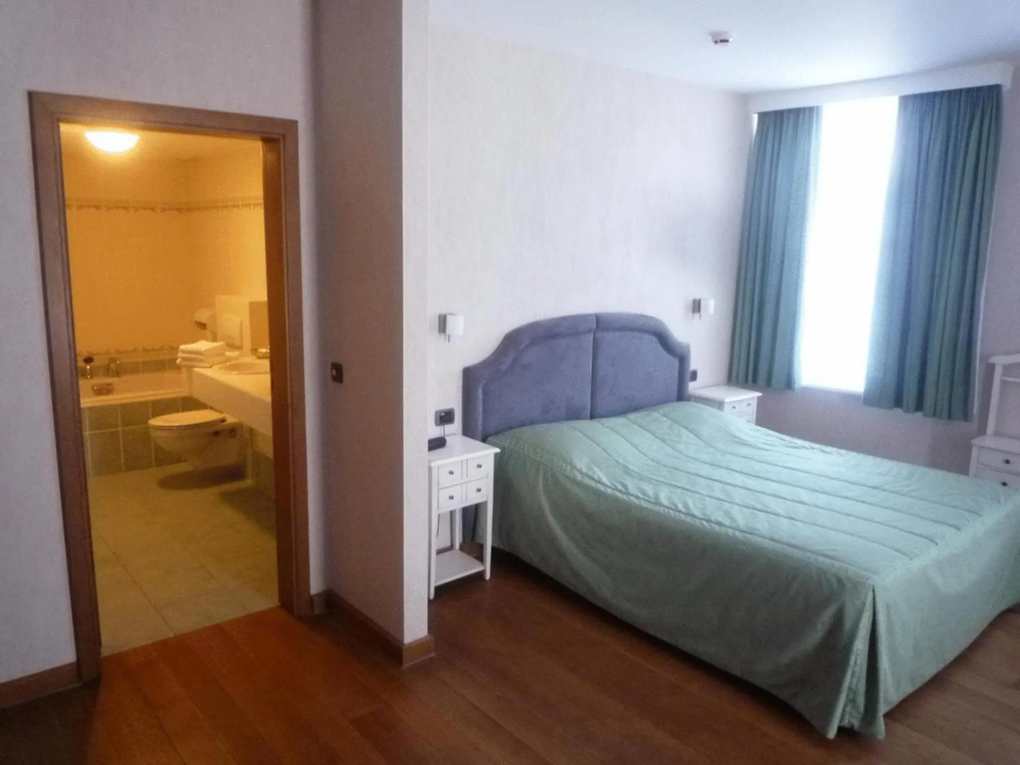 Bedroom in Le Château de Rendeux