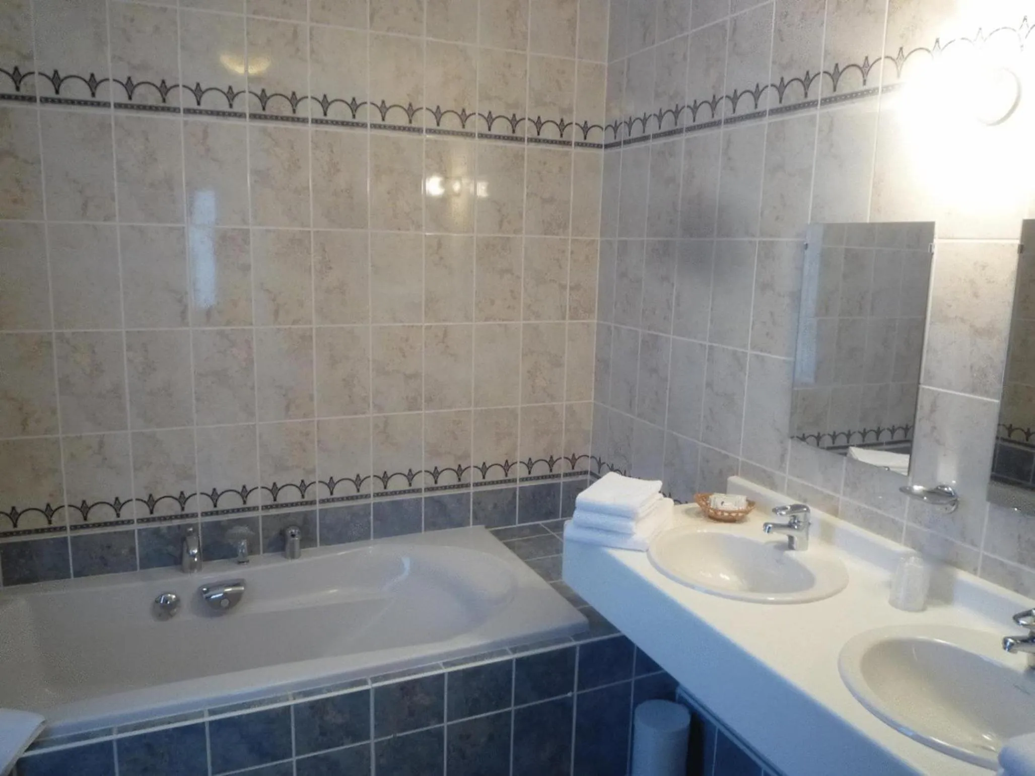 Bathroom in Le Château de Rendeux