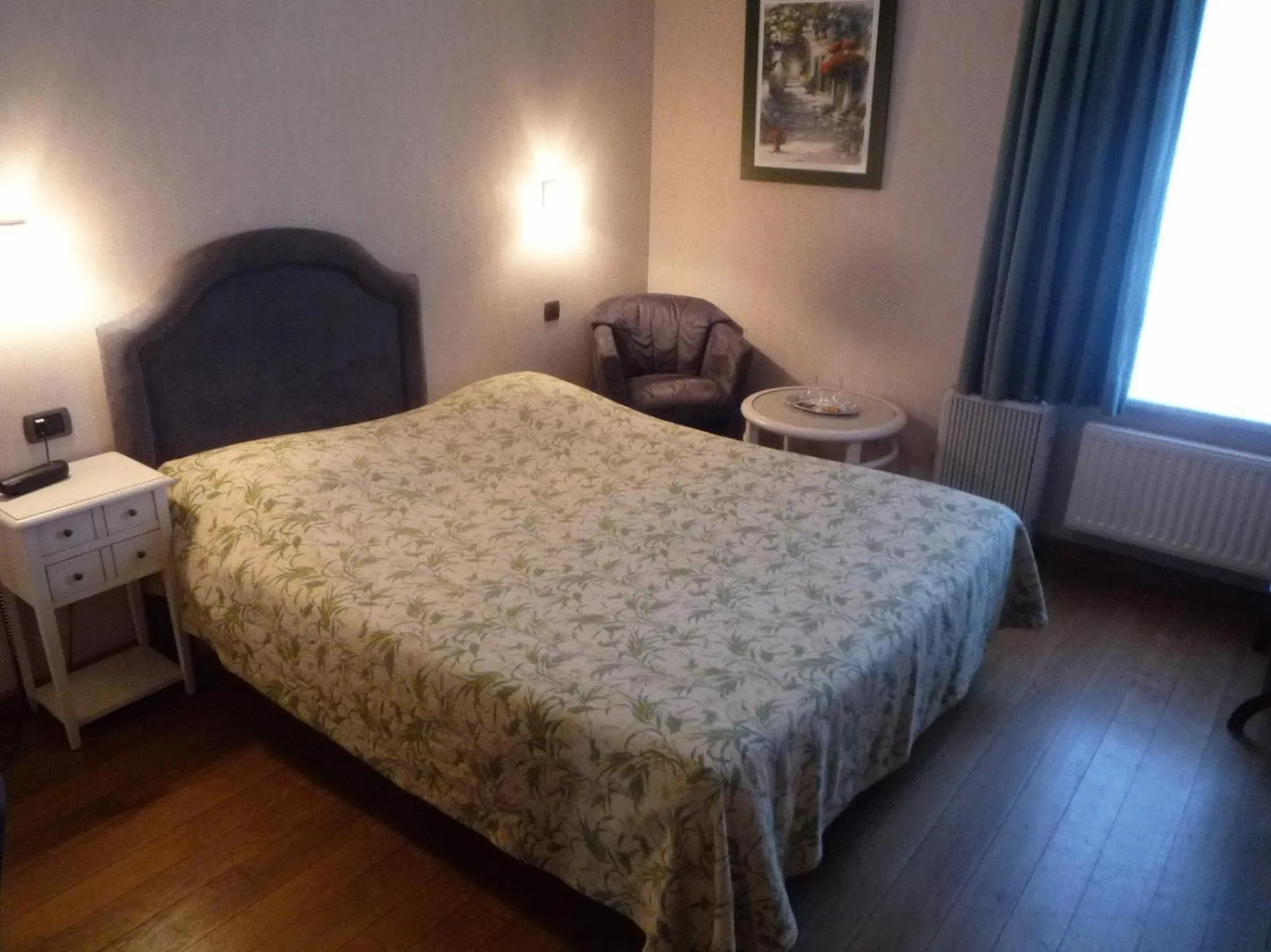 Bedroom in Le Château de Rendeux