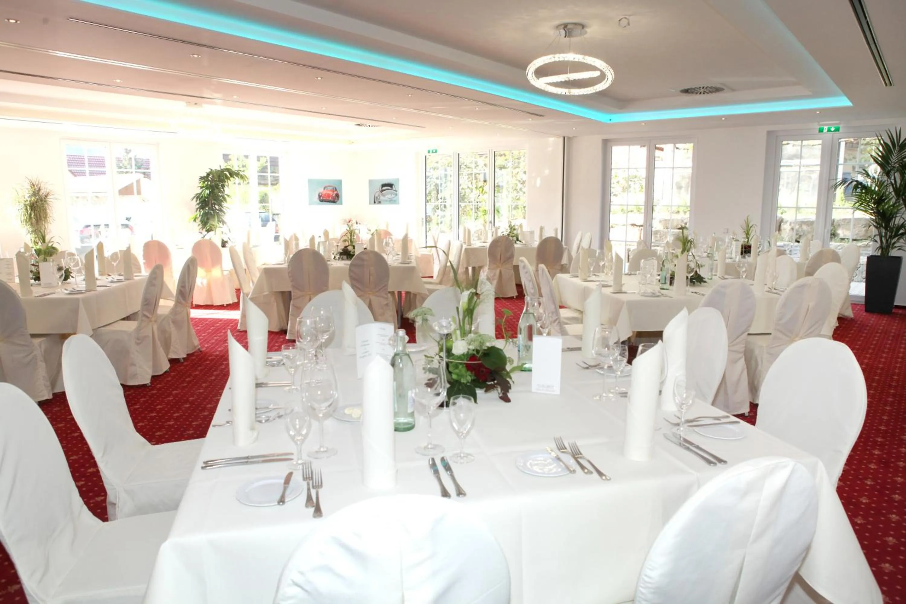 Restaurant/places to eat in Edelfinger Hof