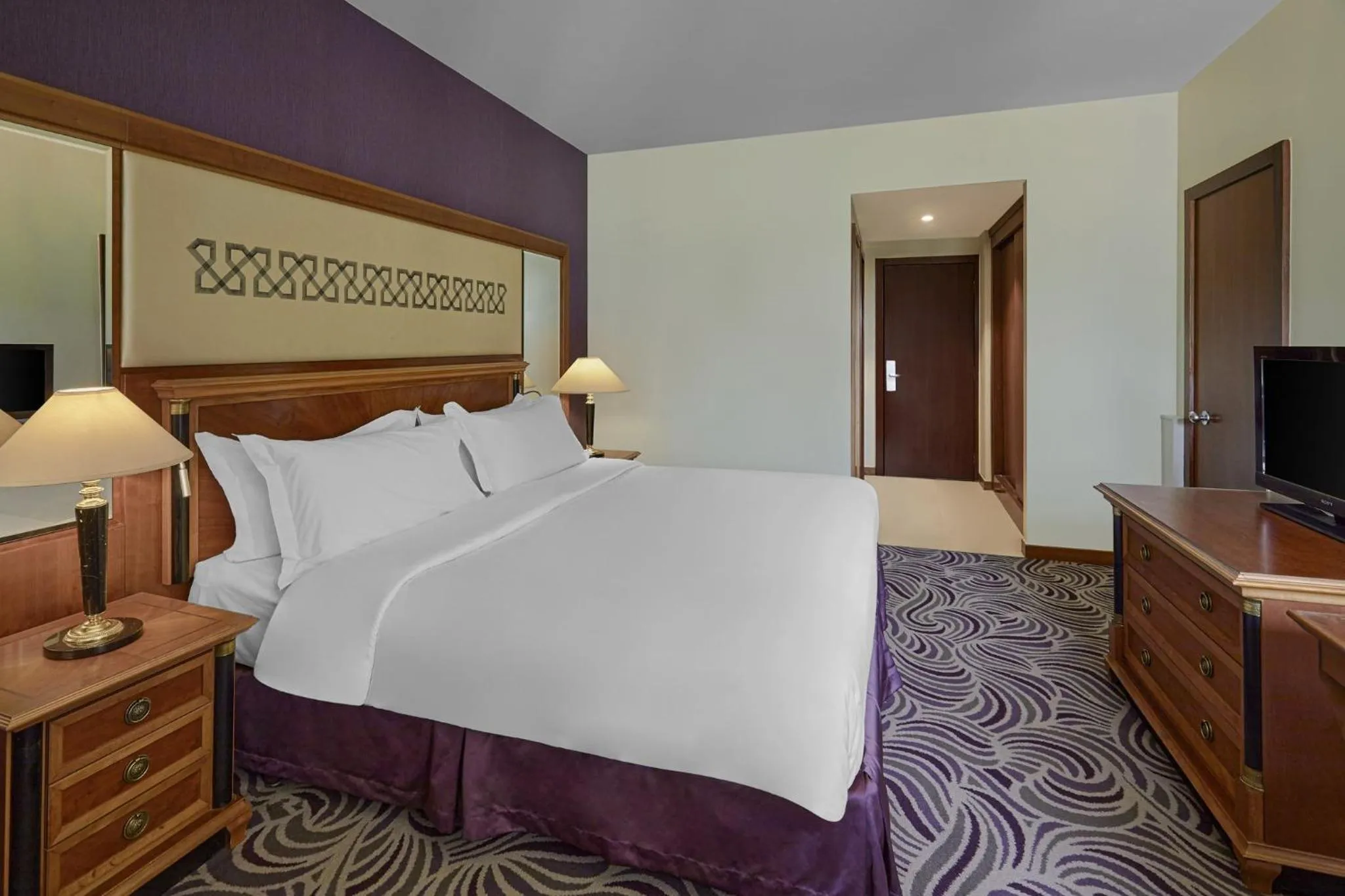 Photo of the whole room, Bed in Holiday Inn Tabuk by IHG