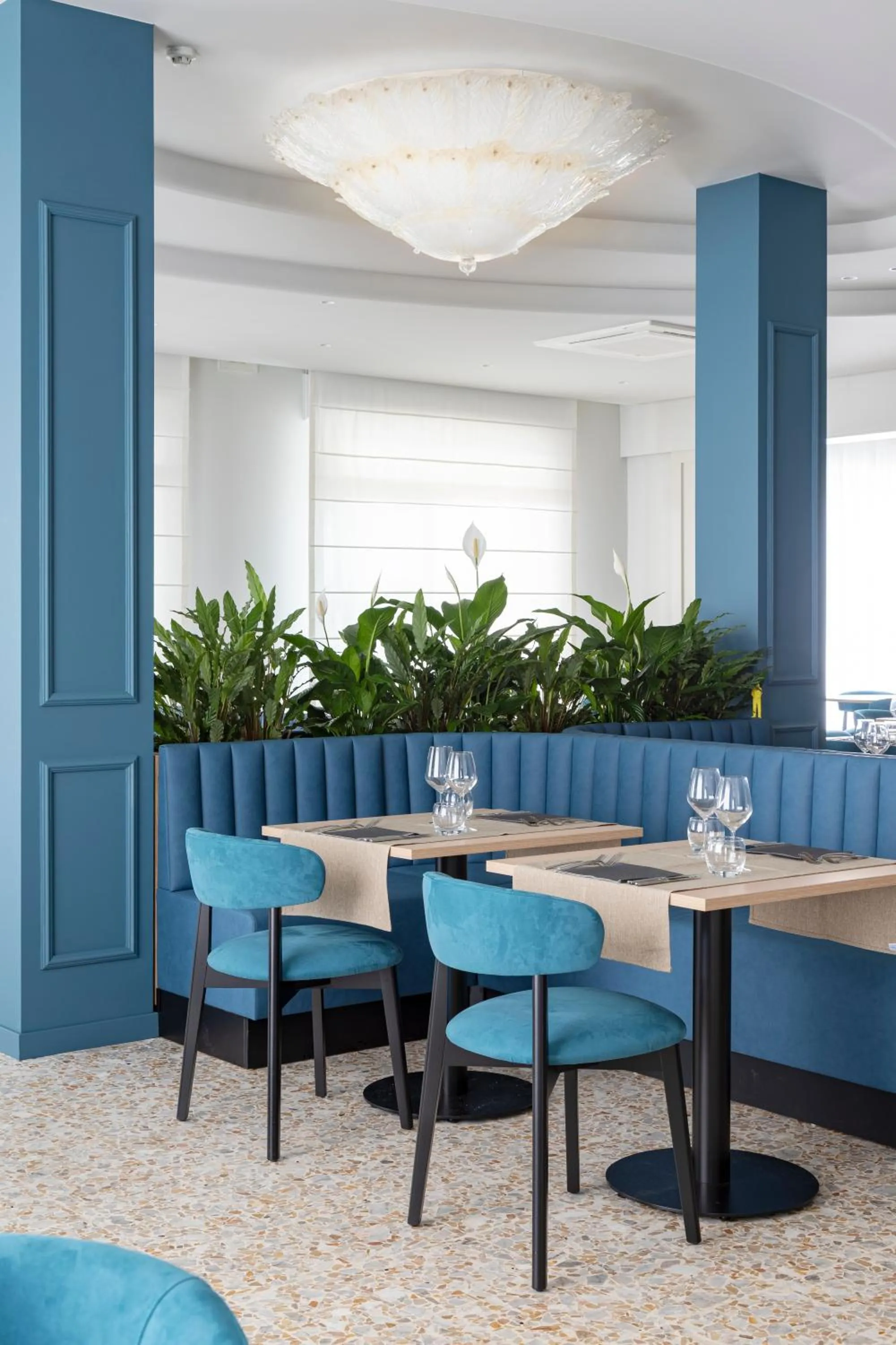 Restaurant/places to eat in Hotel Gemma