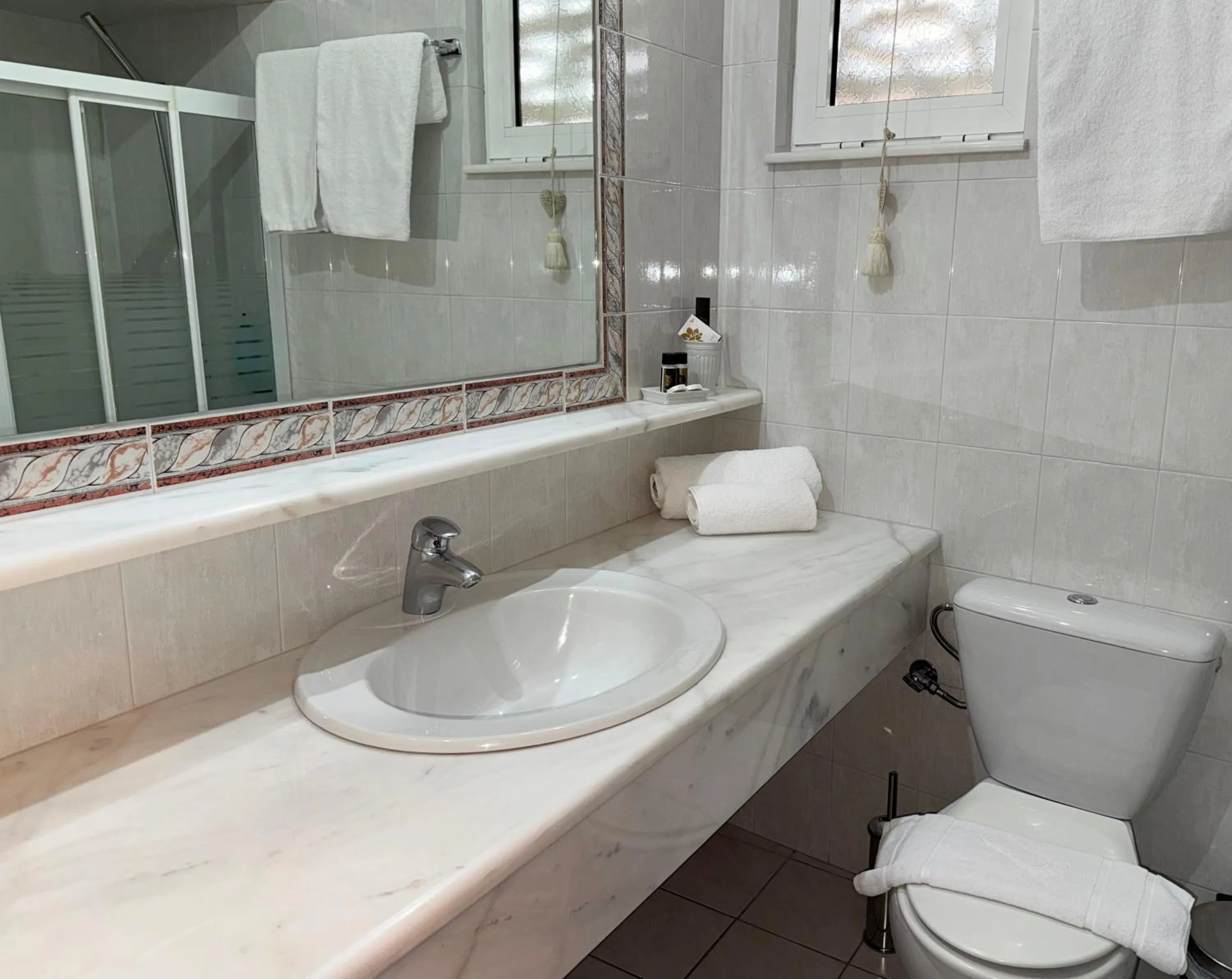 Toilet in Marianna's Home Accommodation