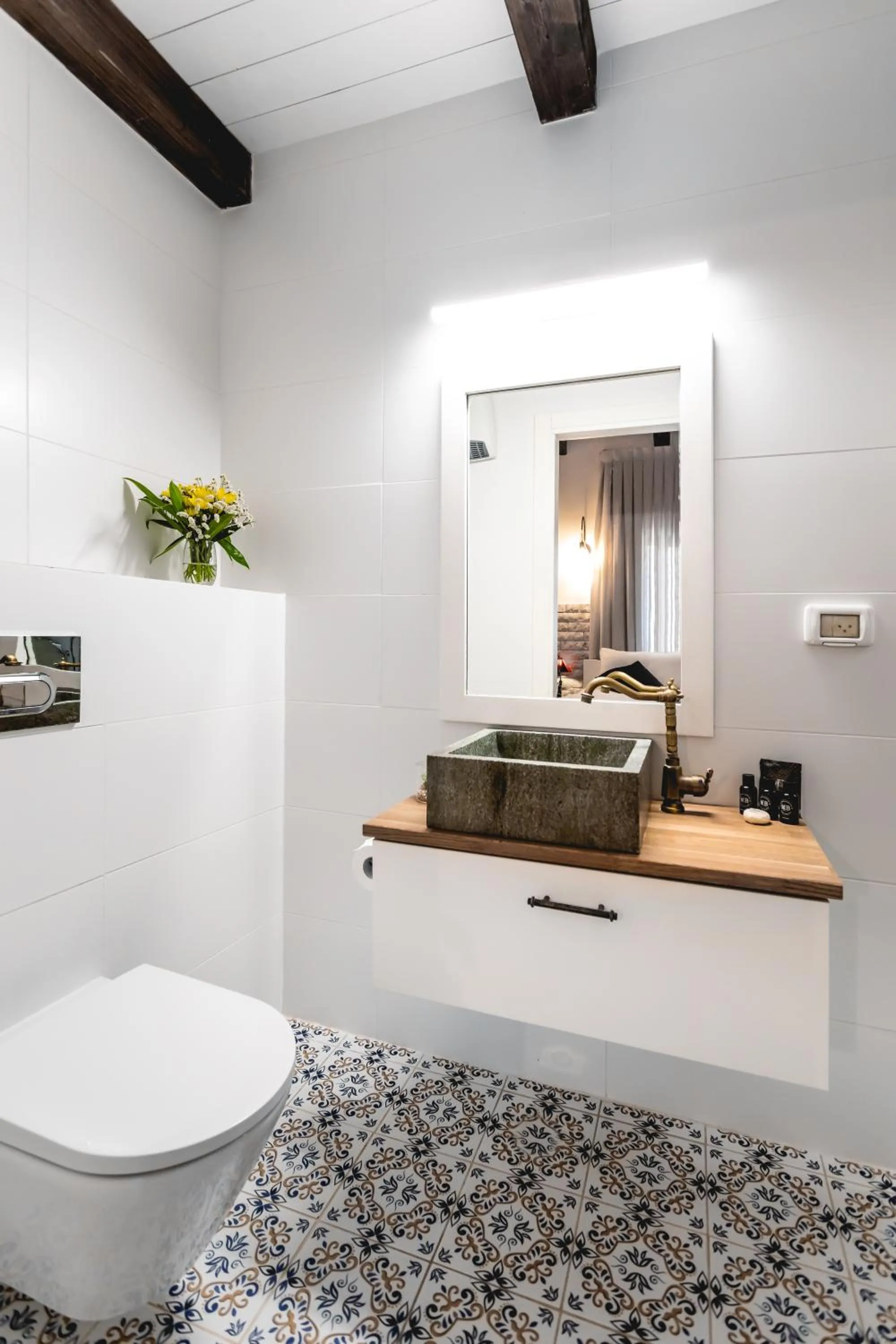 Bathroom in Grand Vista Boutique Hotel And Spa